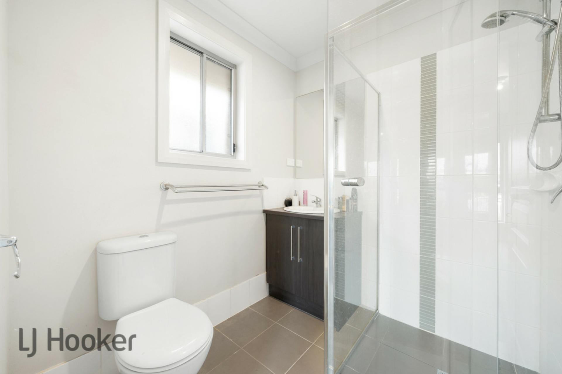 22 Burley Griffin Drive, Andrews Farm