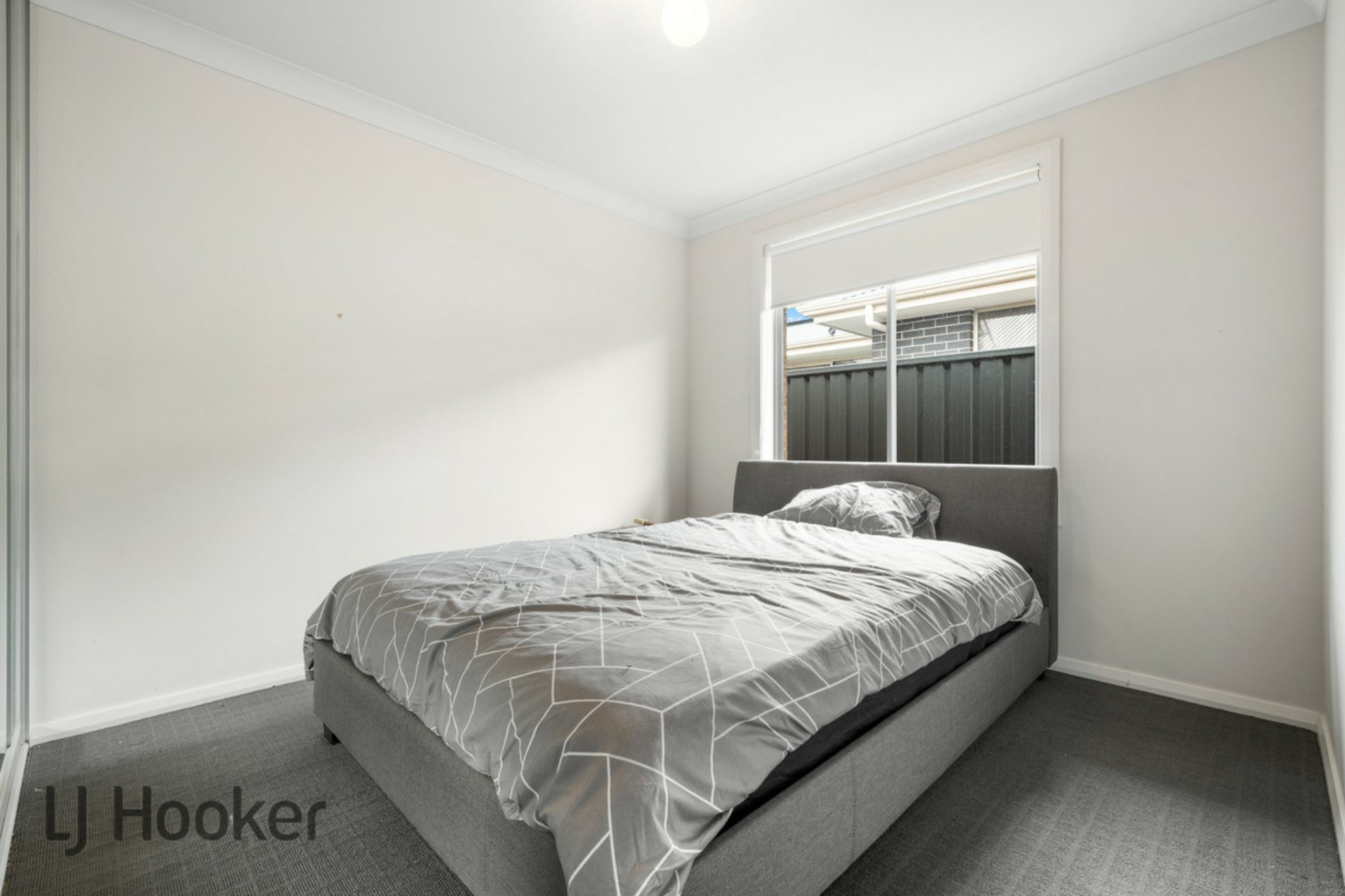 22 Burley Griffin Drive, Andrews Farm