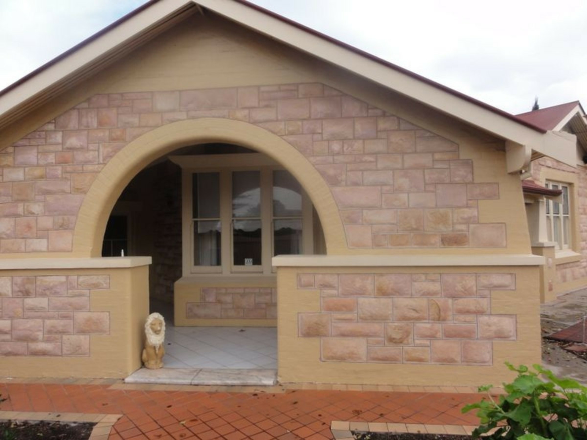 1/6 Ebor Avenue, MILE END