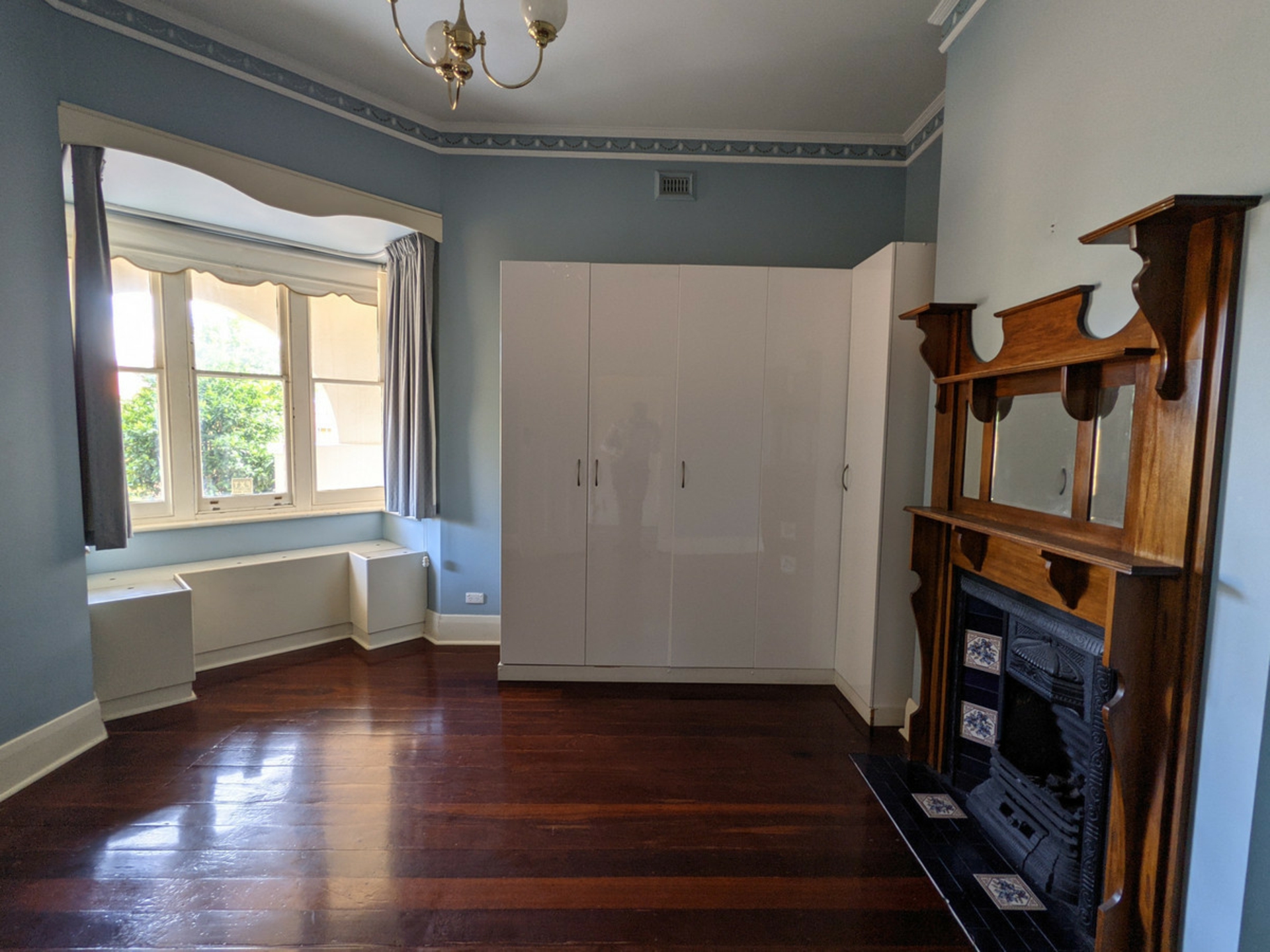 1/6 Ebor Avenue, MILE END