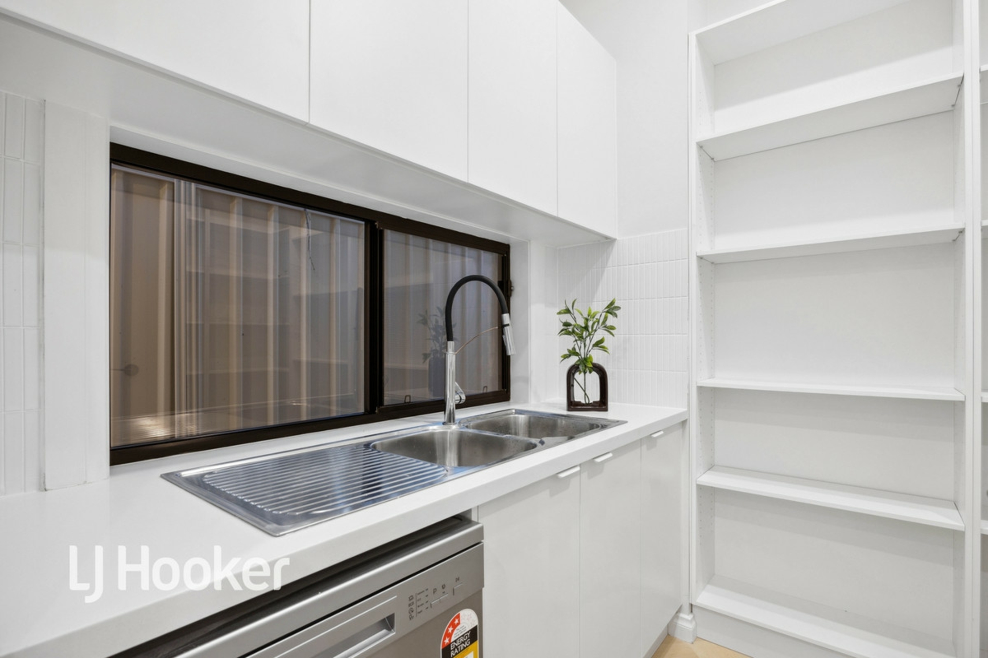 74 & 74a Flinders Parade, FLINDERS PARK