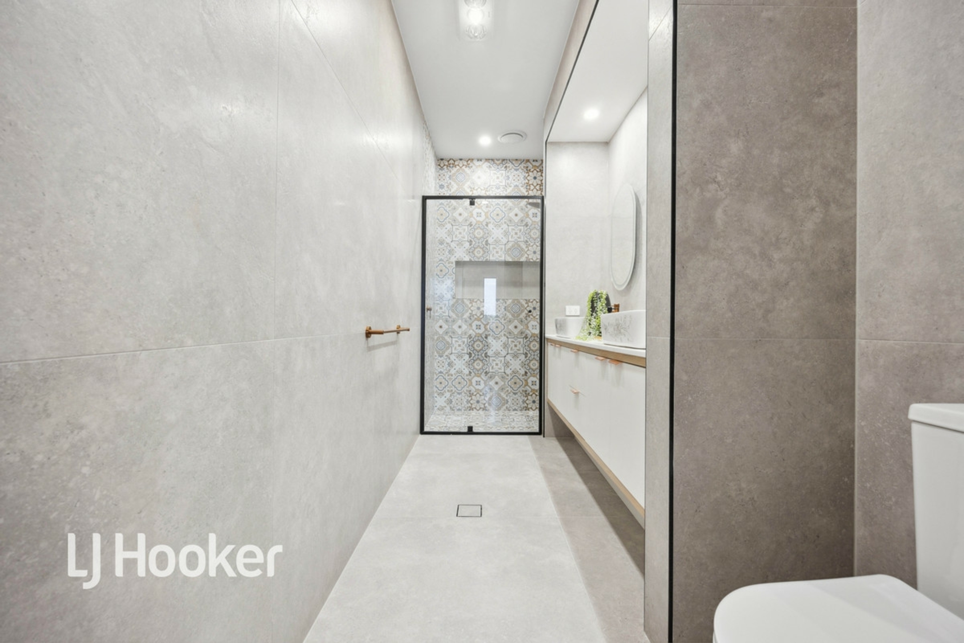 74 & 74a Flinders Parade, FLINDERS PARK