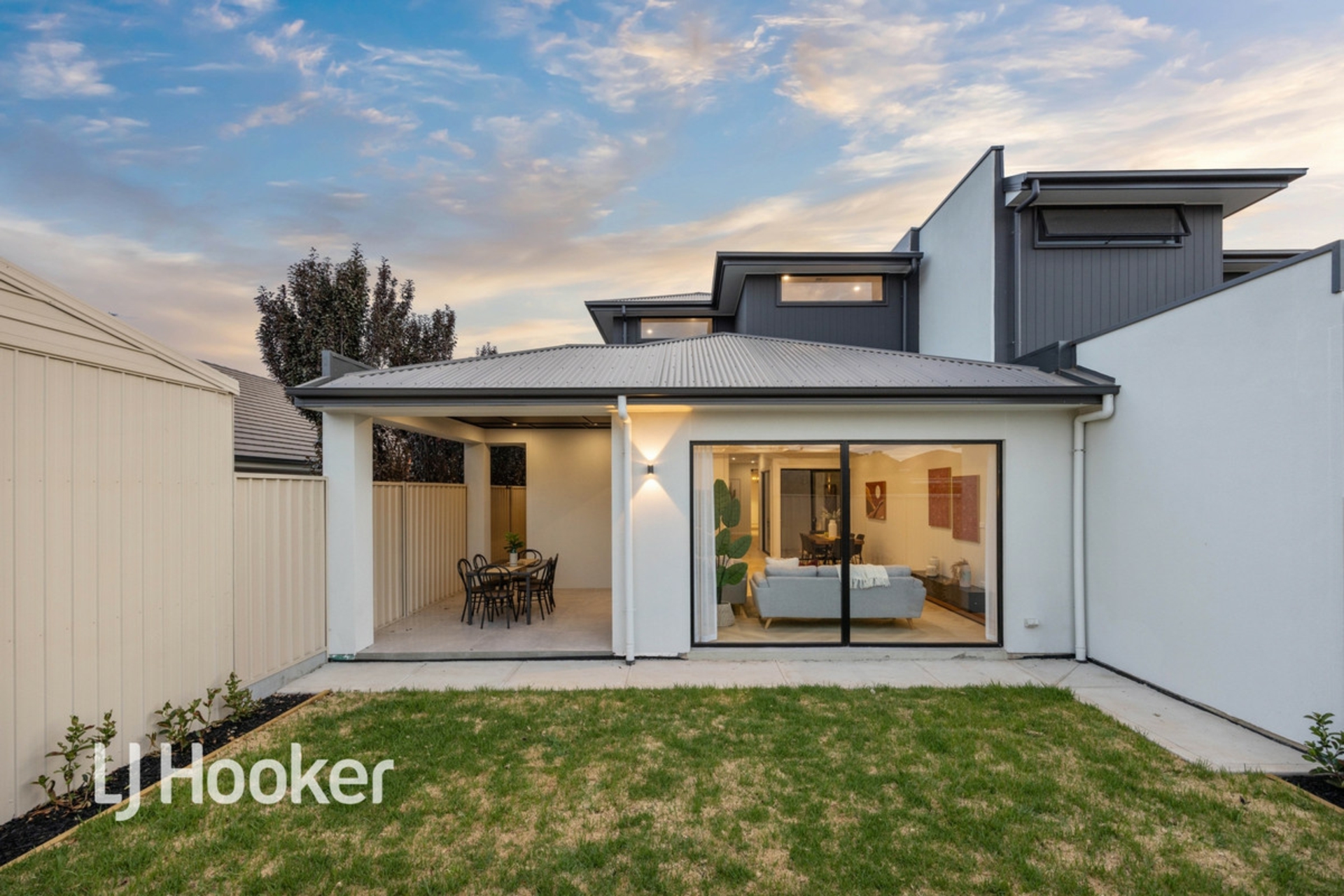 74 & 74a Flinders Parade, FLINDERS PARK
