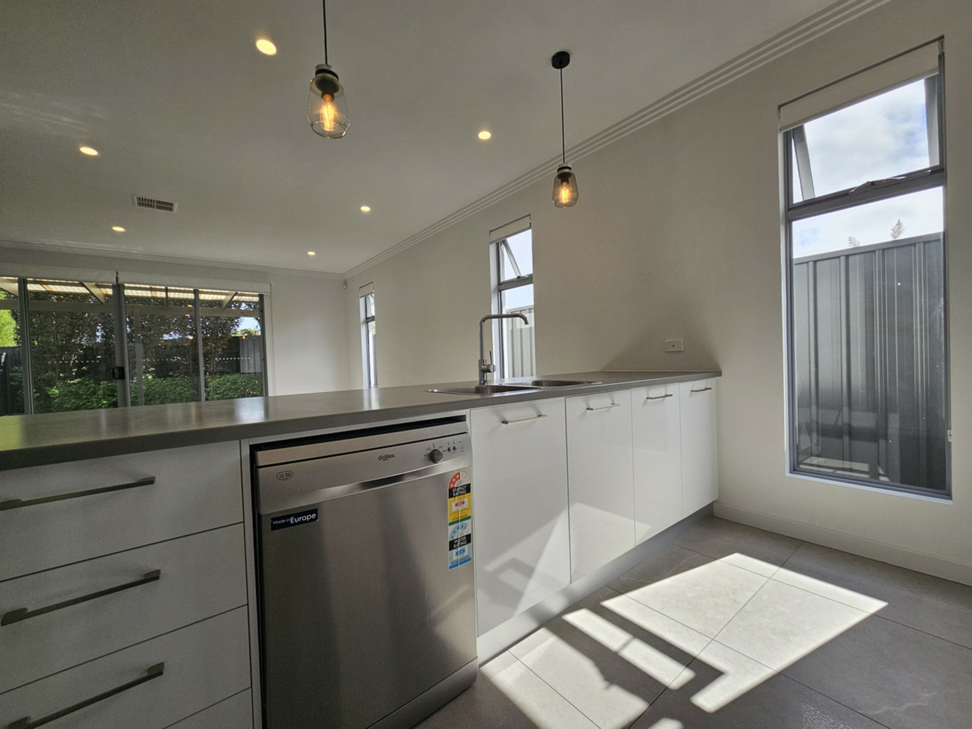 60 May Street, WOODVILLE WEST