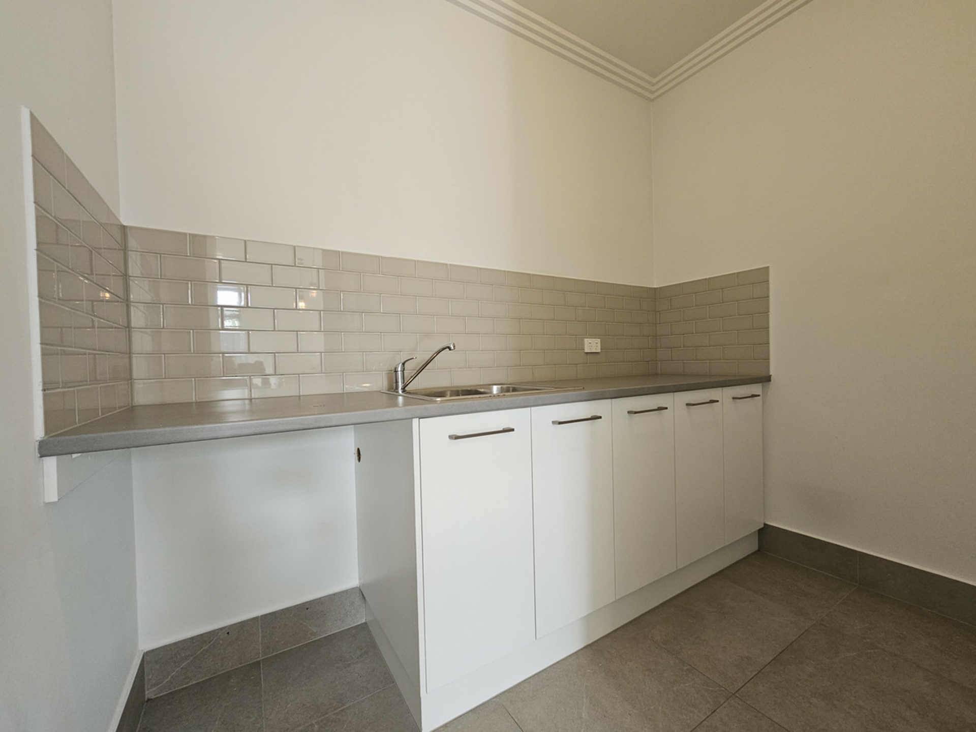 60 May Street, WOODVILLE WEST