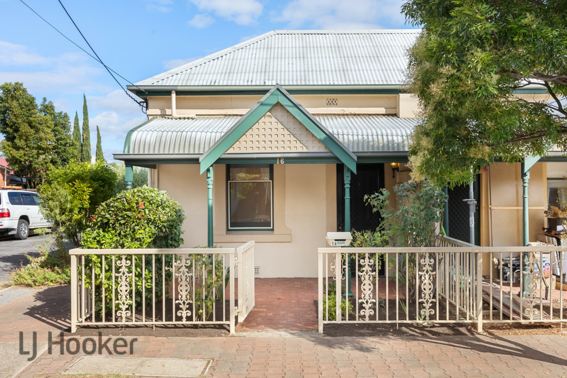 16 Bath Street, GLENELG SOUTH