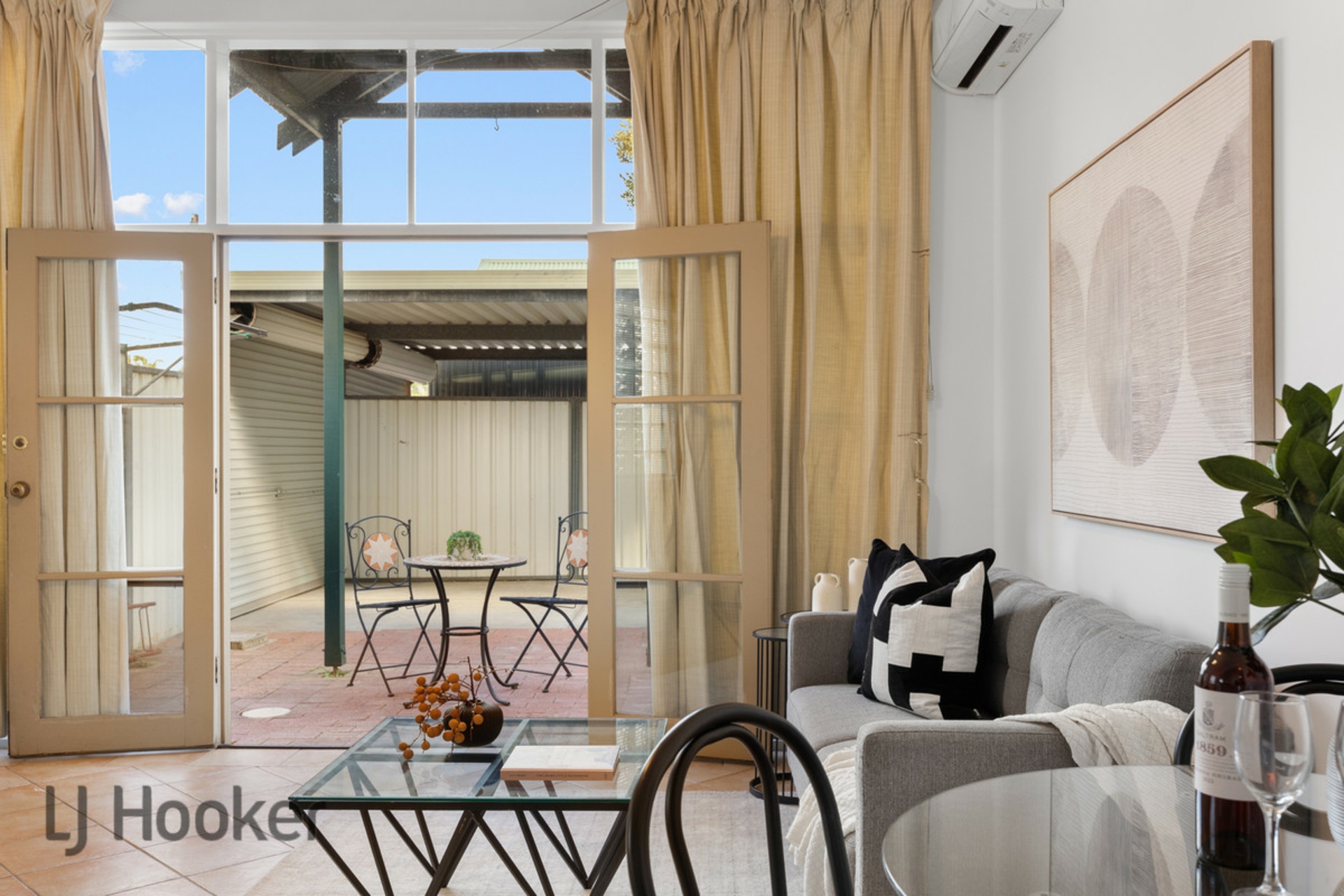 16 Bath Street, GLENELG SOUTH