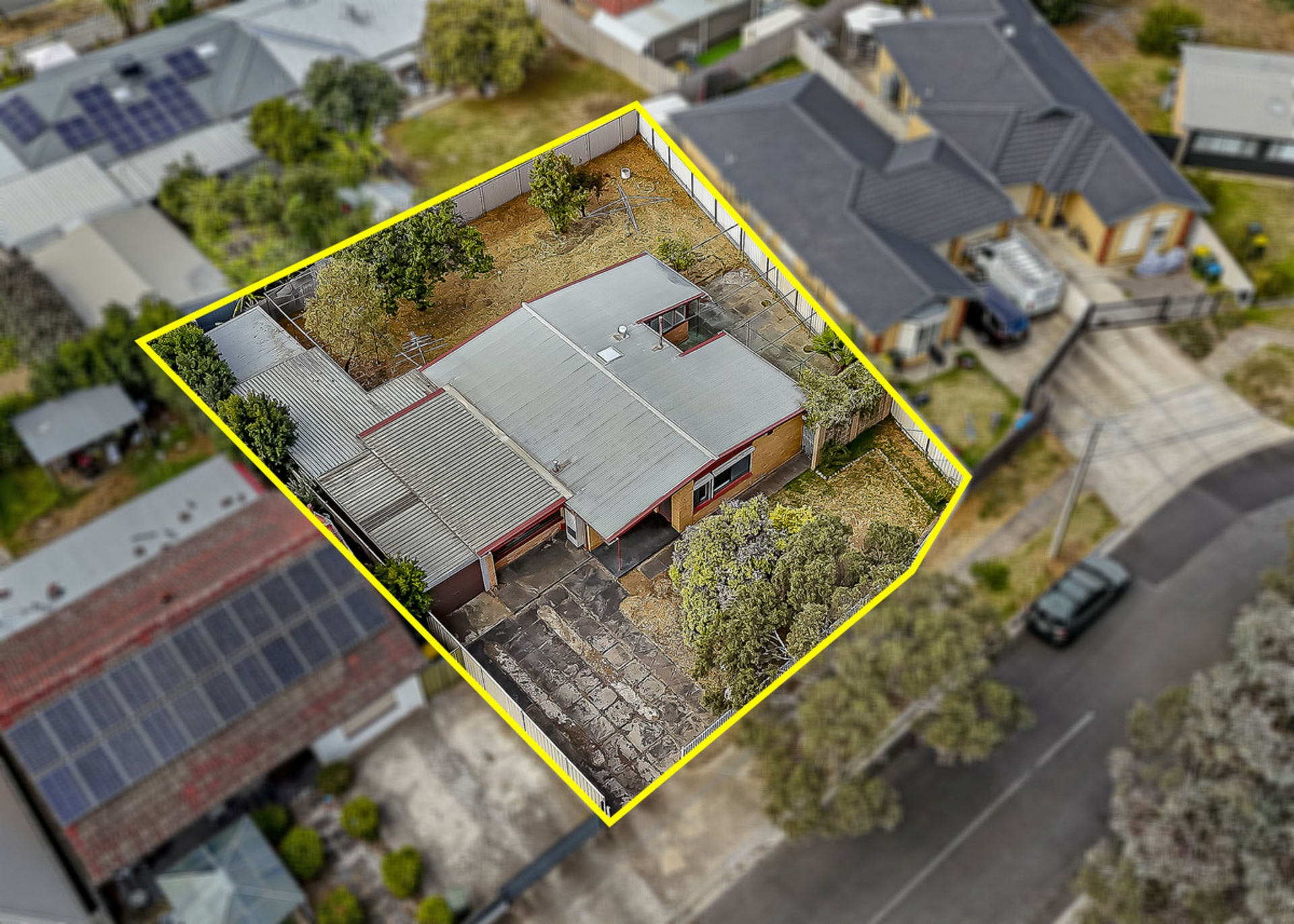 49 Dudley Crescent, MANSFIELD PARK