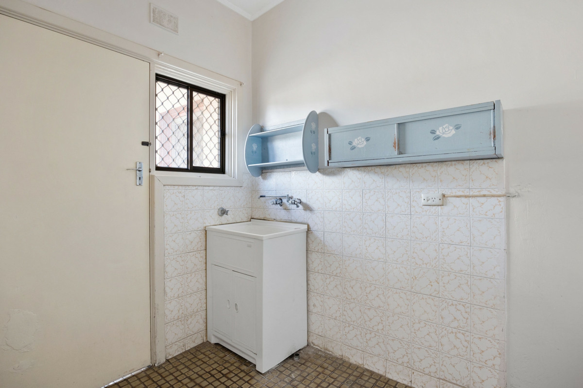 49 Dudley Crescent, MANSFIELD PARK