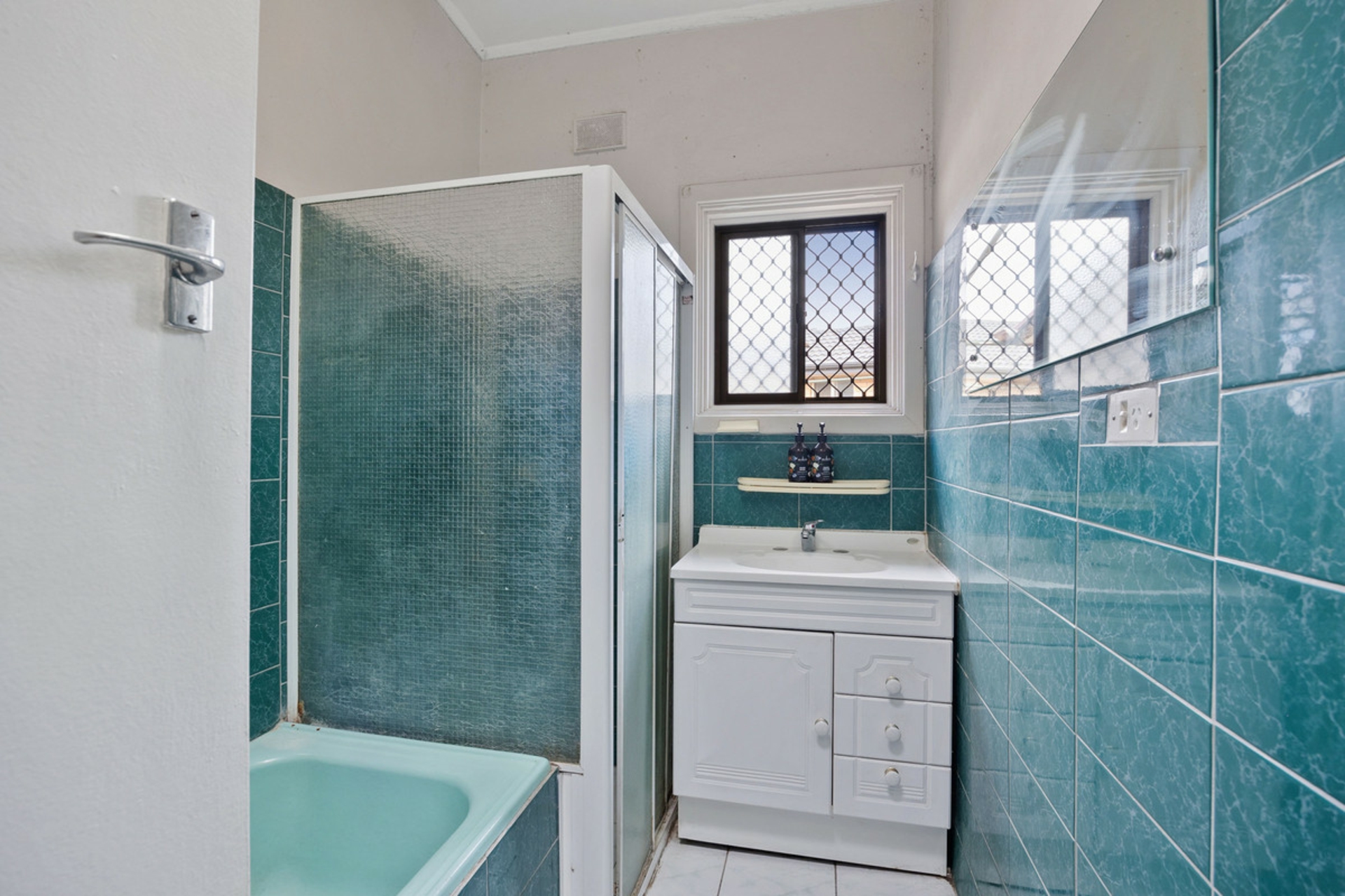 49 Dudley Crescent, MANSFIELD PARK