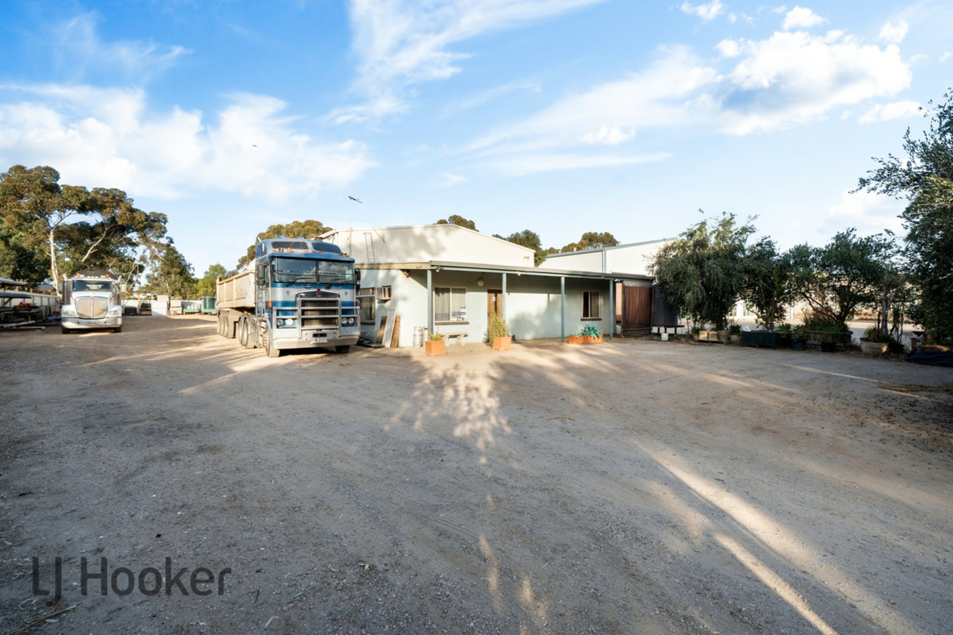 15 Newcastle Crescent, CAVAN