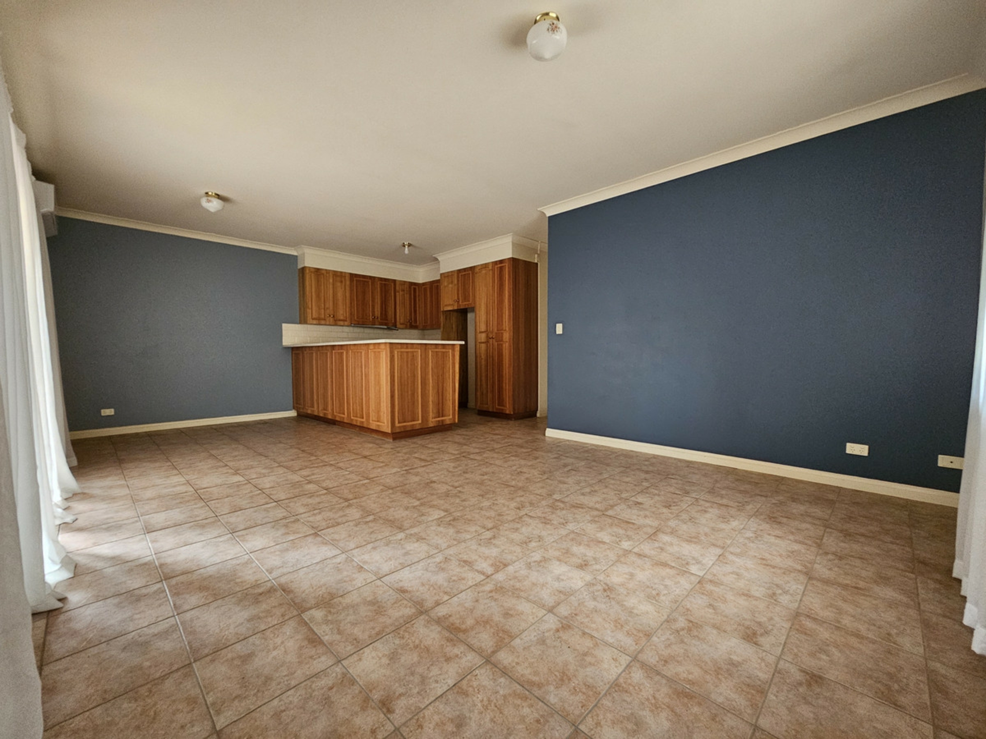 13B East Terrace, HENLEY BEACH