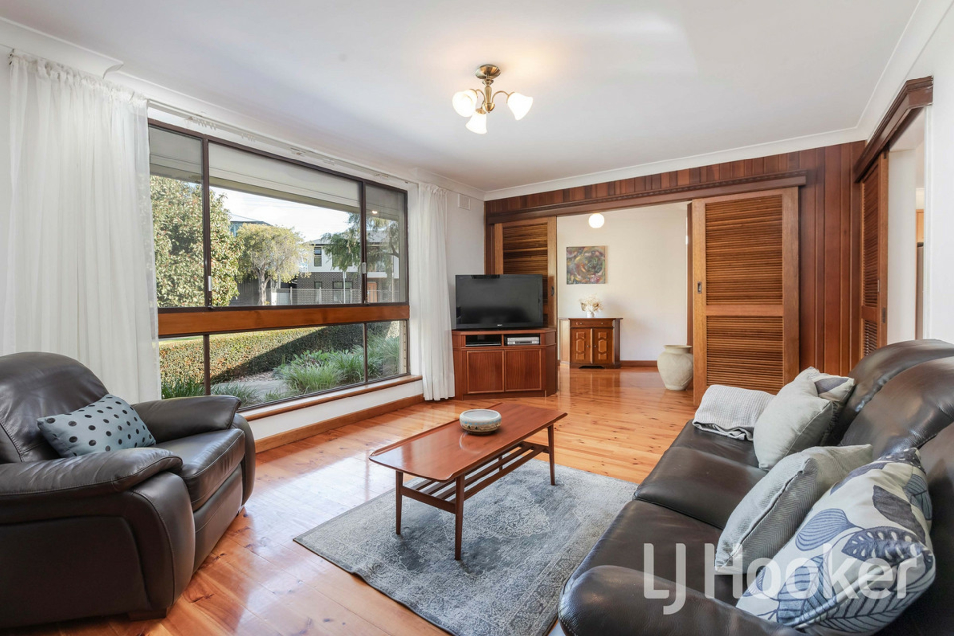 64 Pitman Road, WINDSOR GARDENS
