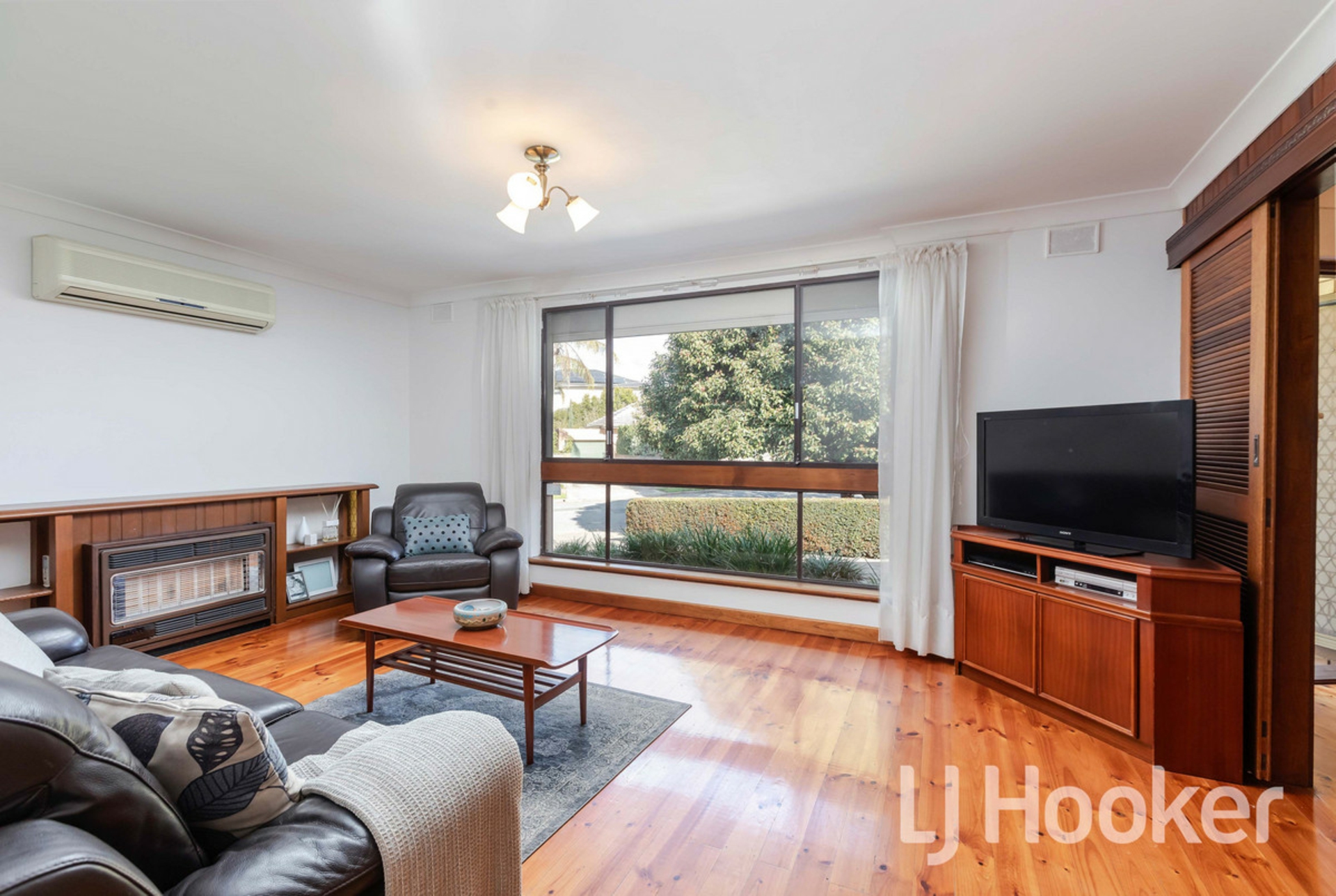 64 Pitman Road, WINDSOR GARDENS