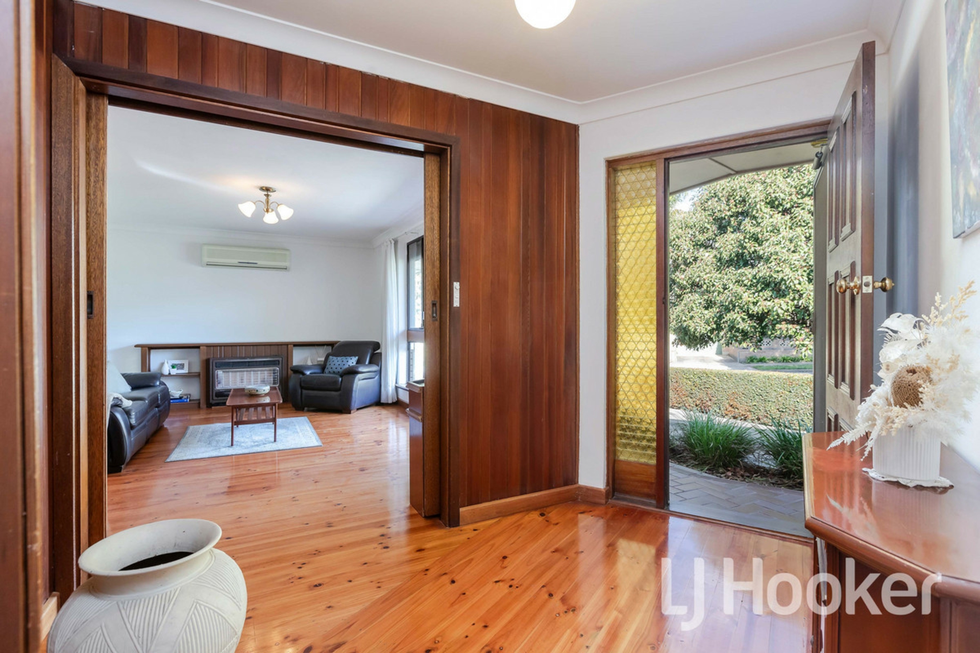 64 Pitman Road, WINDSOR GARDENS
