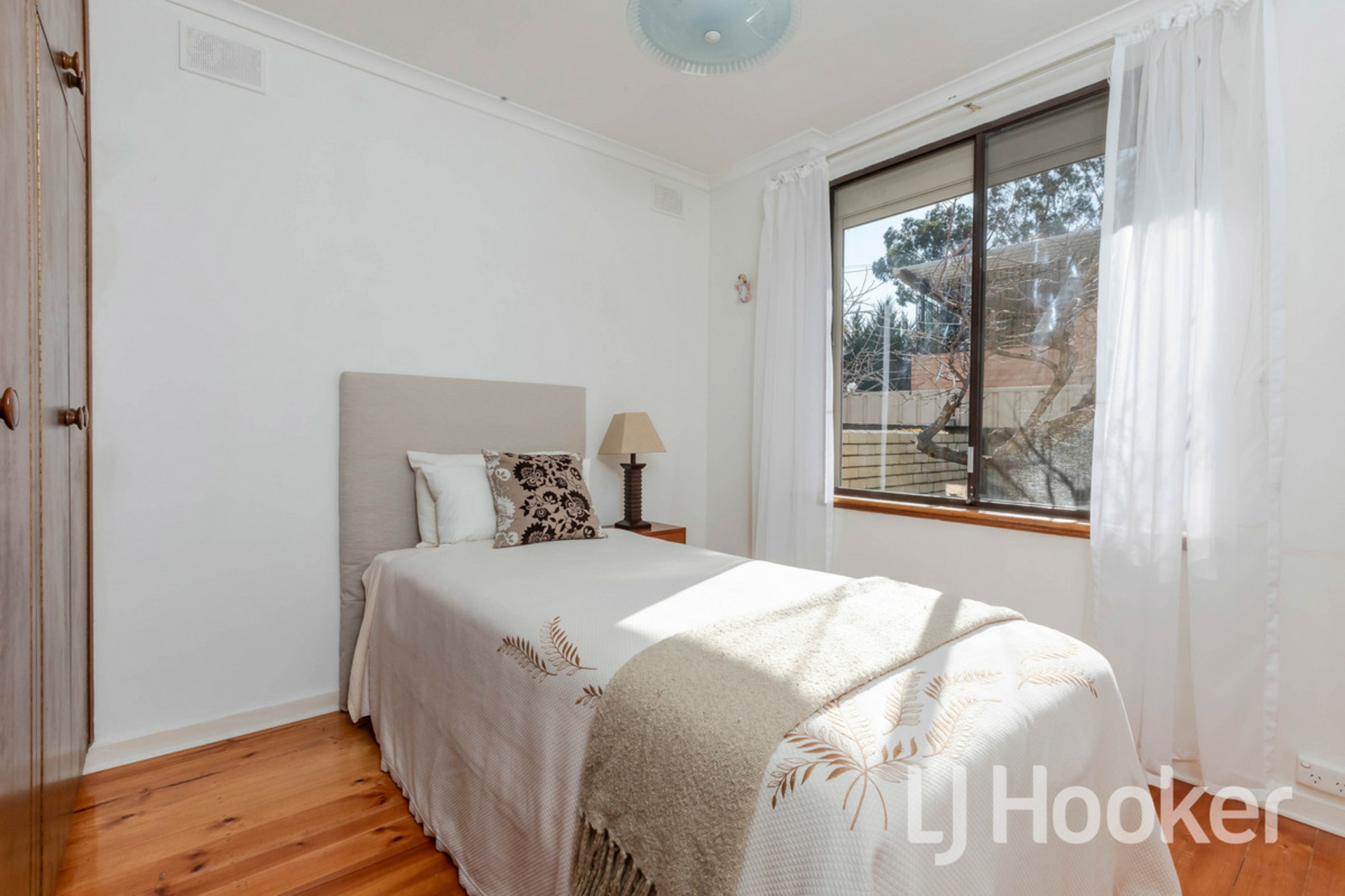 64 Pitman Road, WINDSOR GARDENS