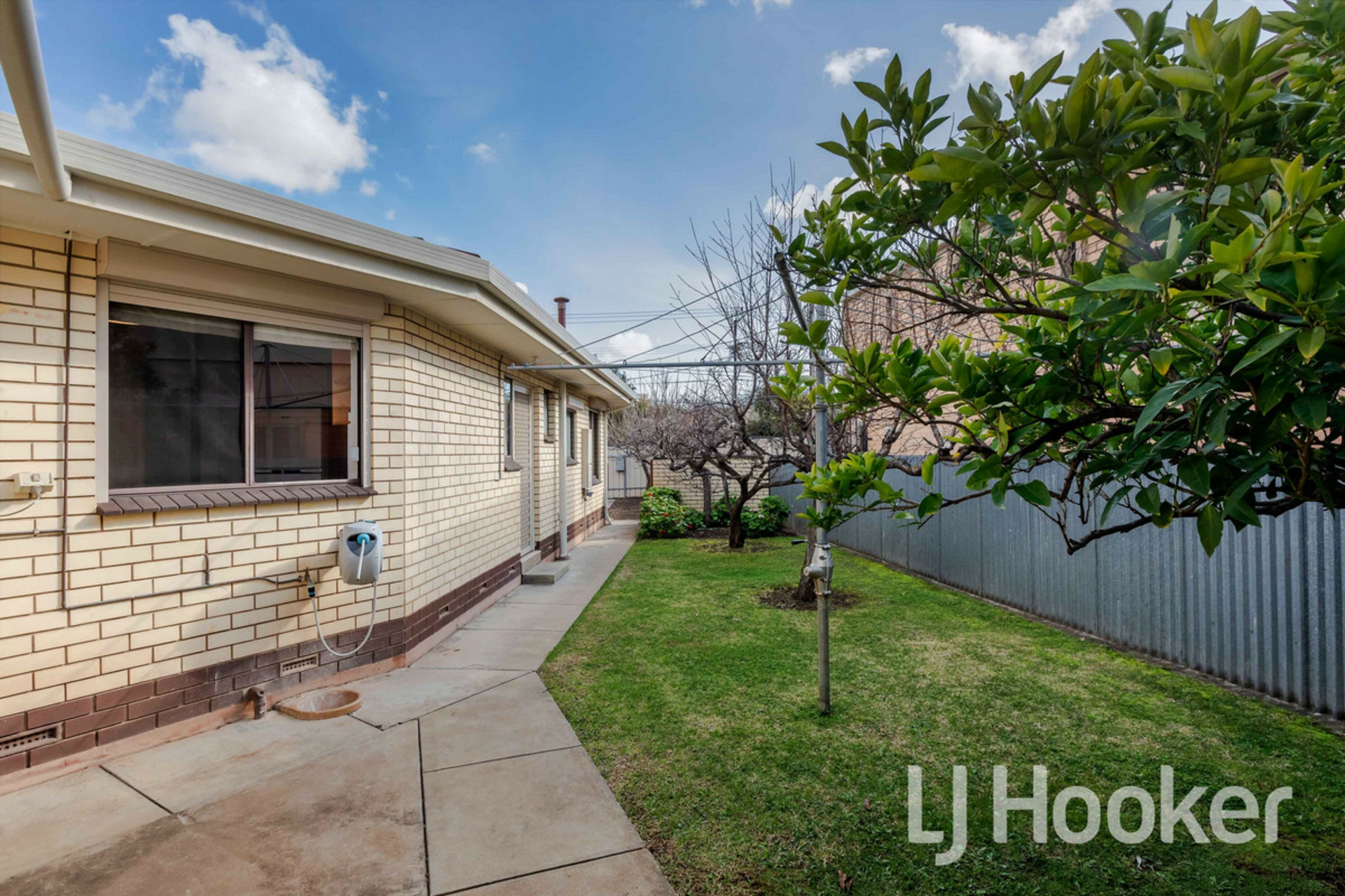 64 Pitman Road, WINDSOR GARDENS