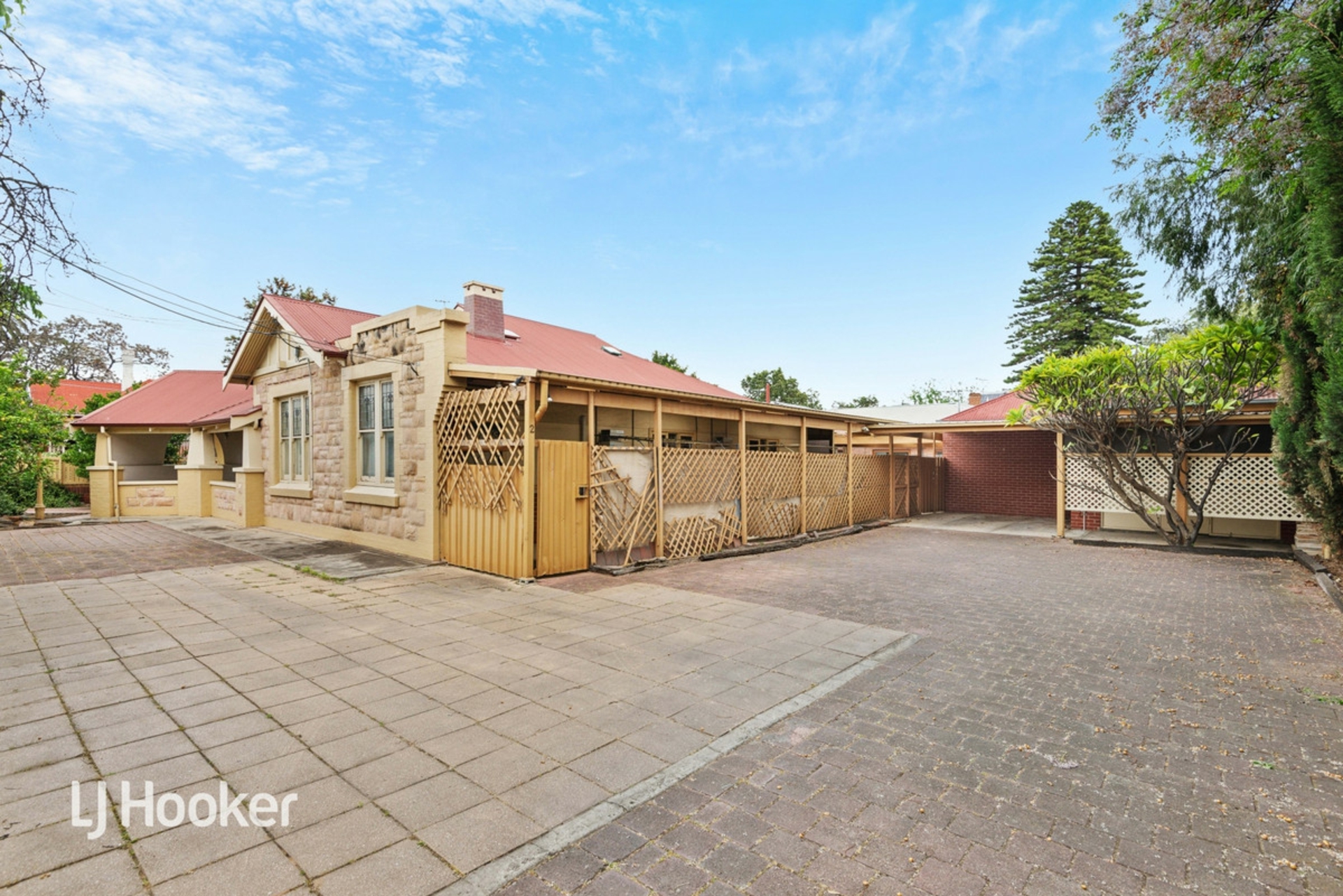 6 Ebor Avenue, MILE END