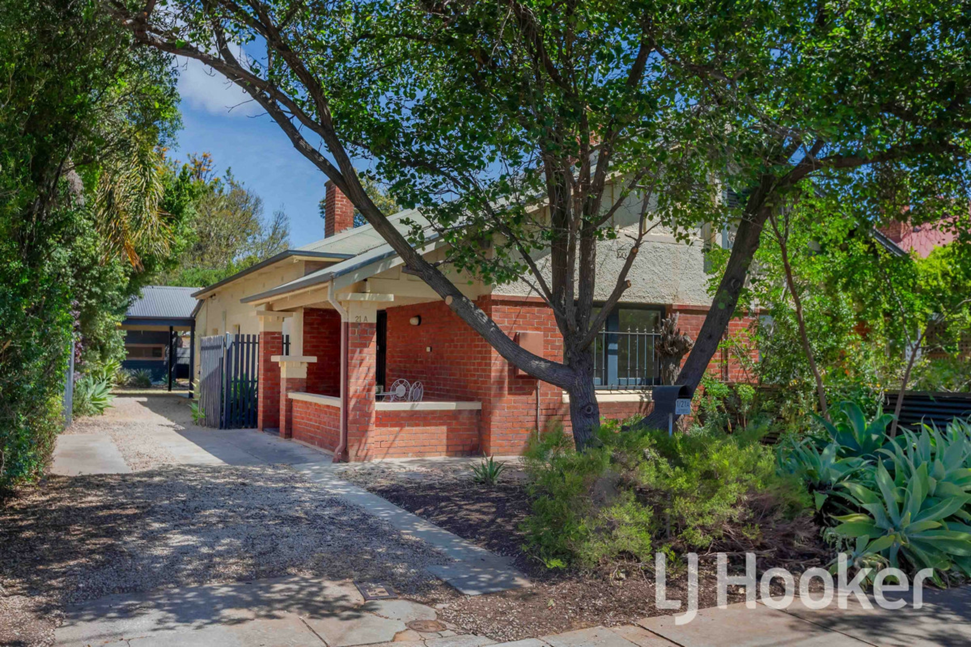 1/21a Tarragon Street, MILE END