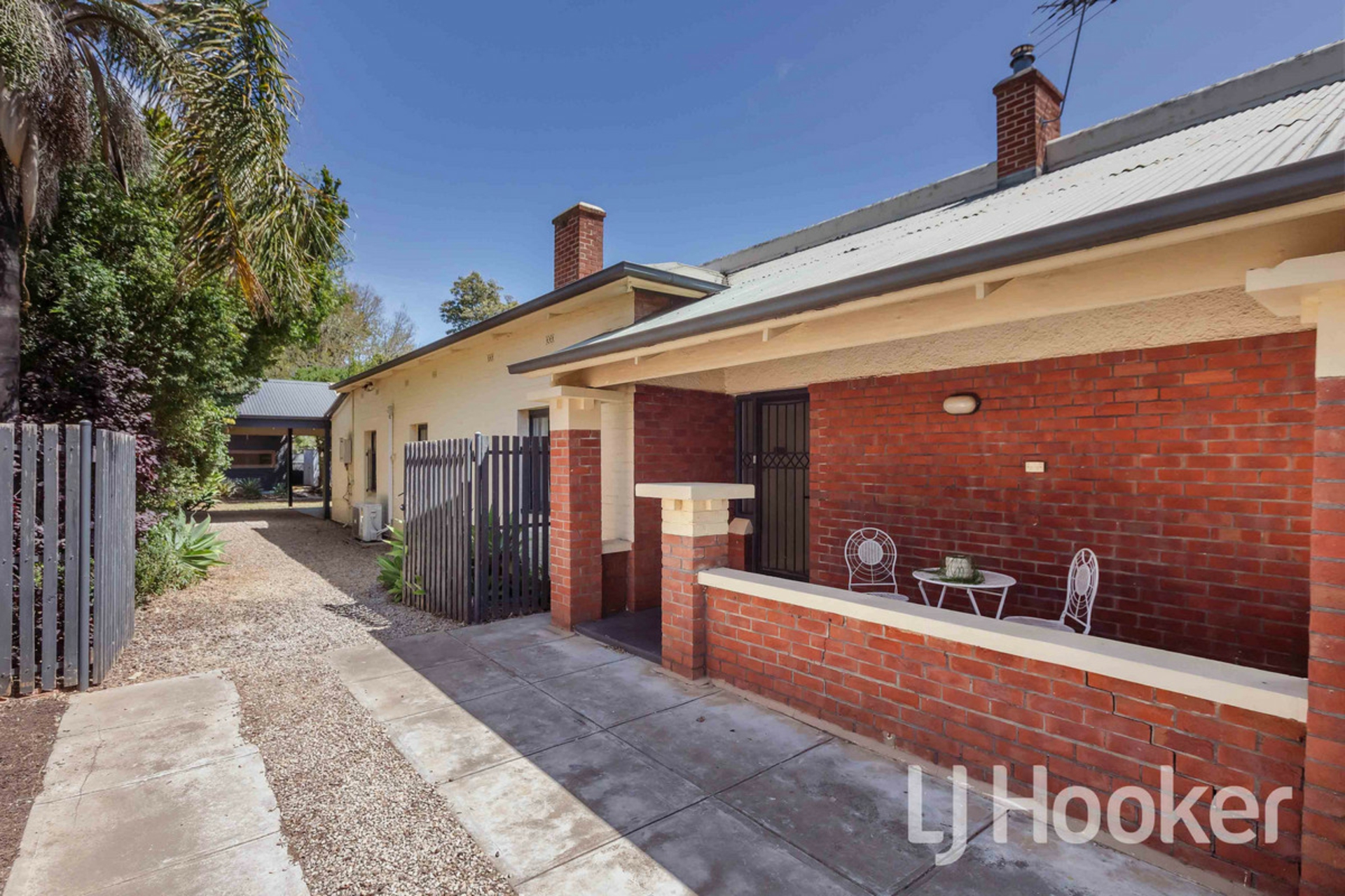 1/21a Tarragon Street, MILE END