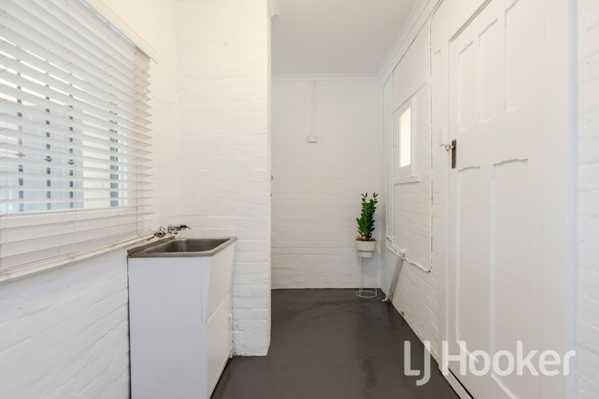 1/21a Tarragon Street, MILE END