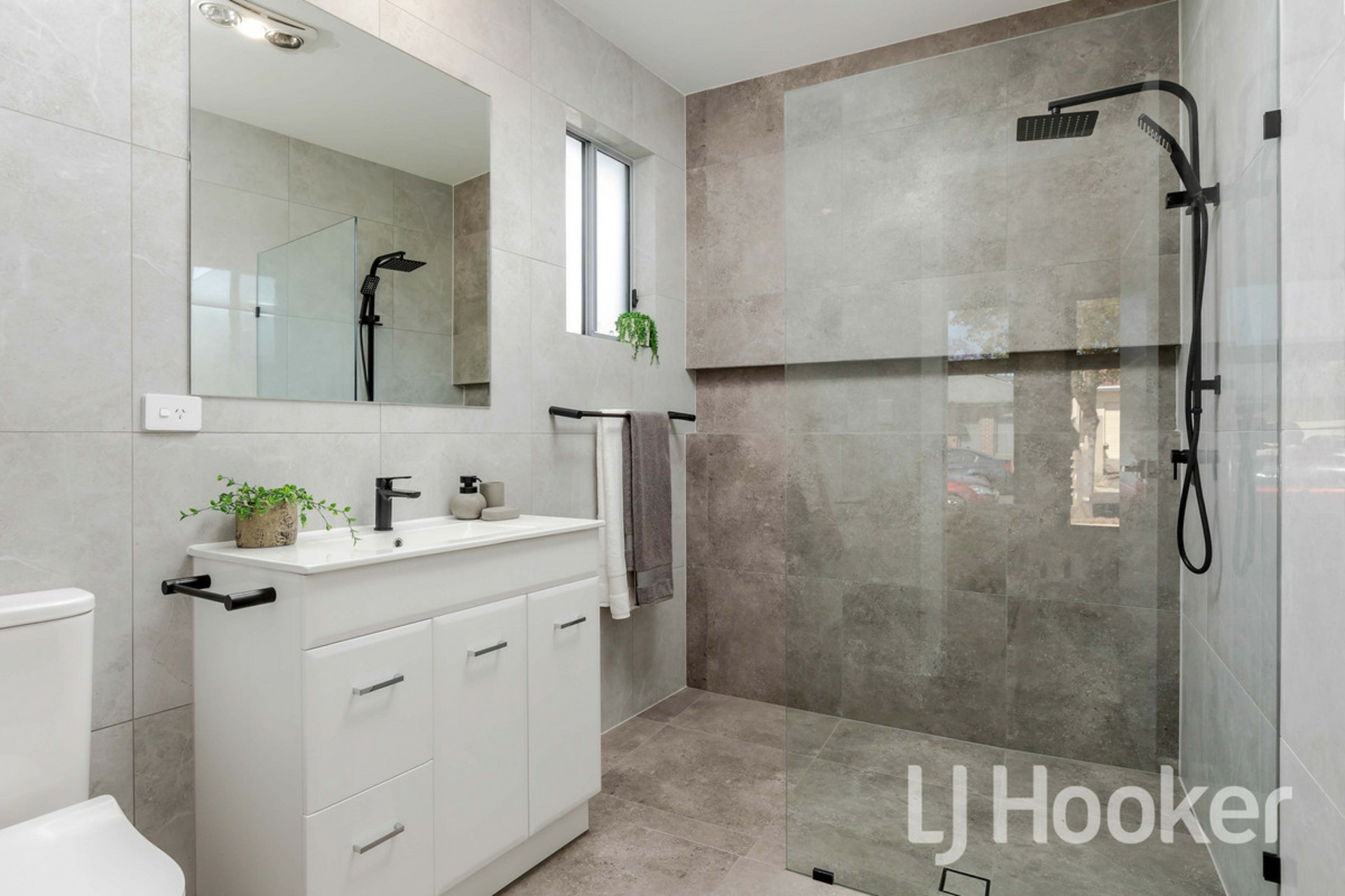 6 Thompson Avenue, NORTHFIELD