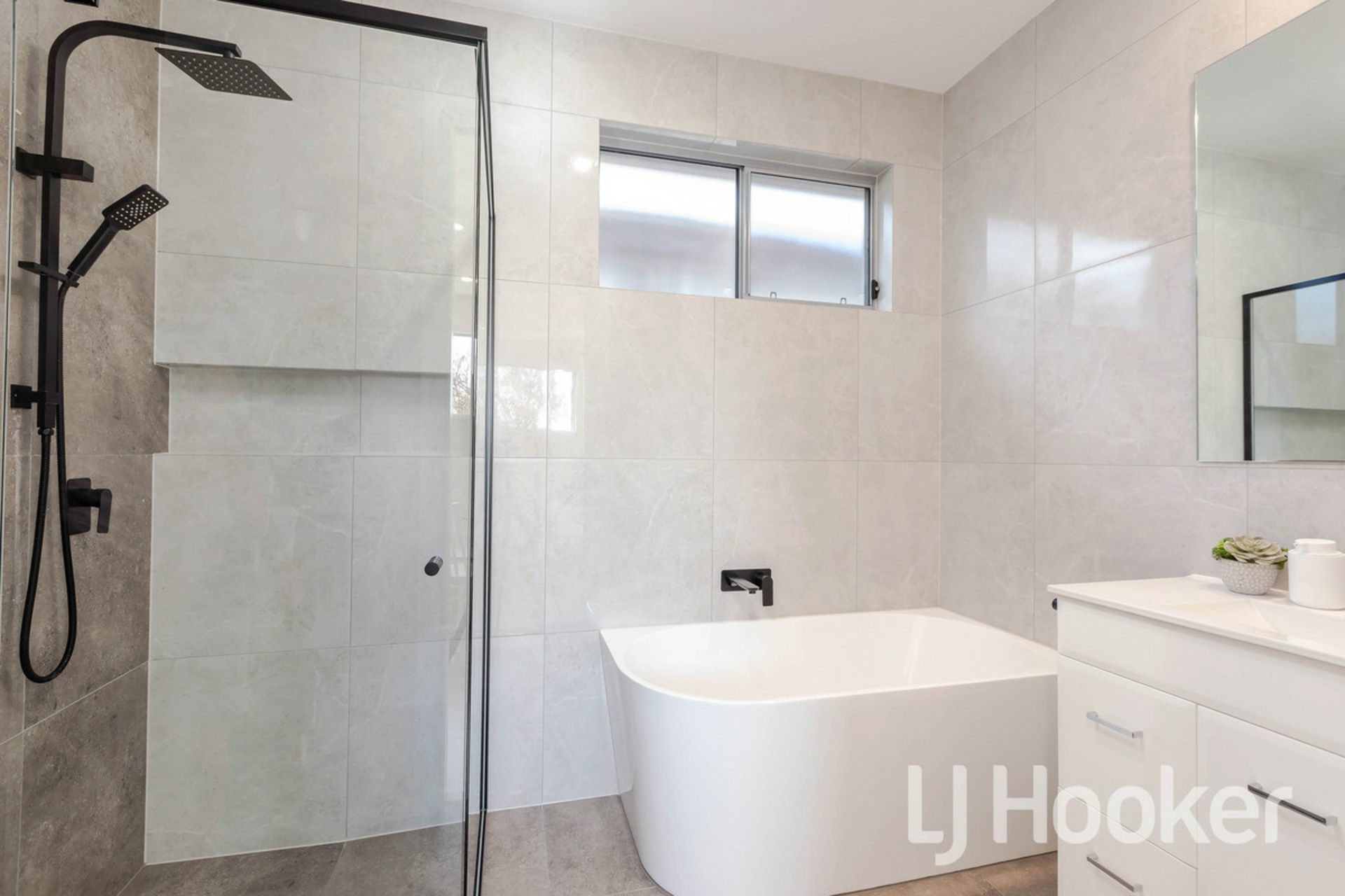 6 Thompson Avenue, NORTHFIELD