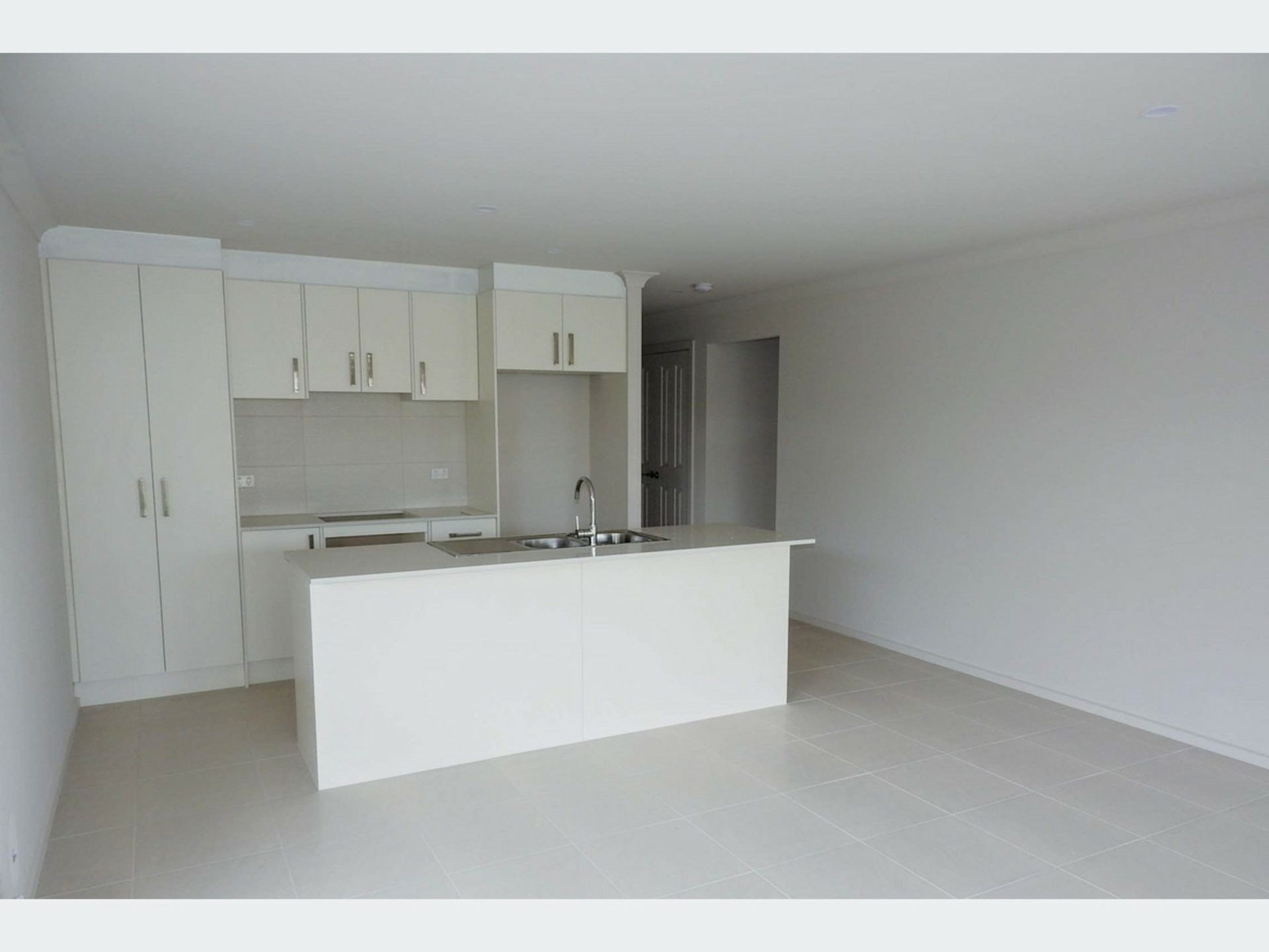 77 Princess Royal Parade, HINDMARSH ISLAND