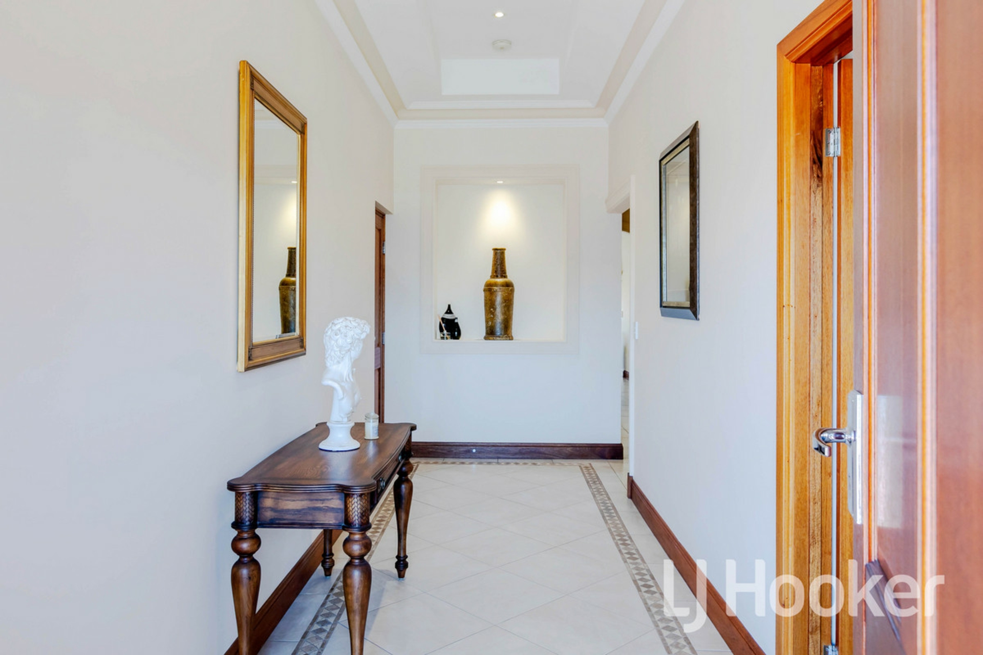 3 Grange Court, FINDON