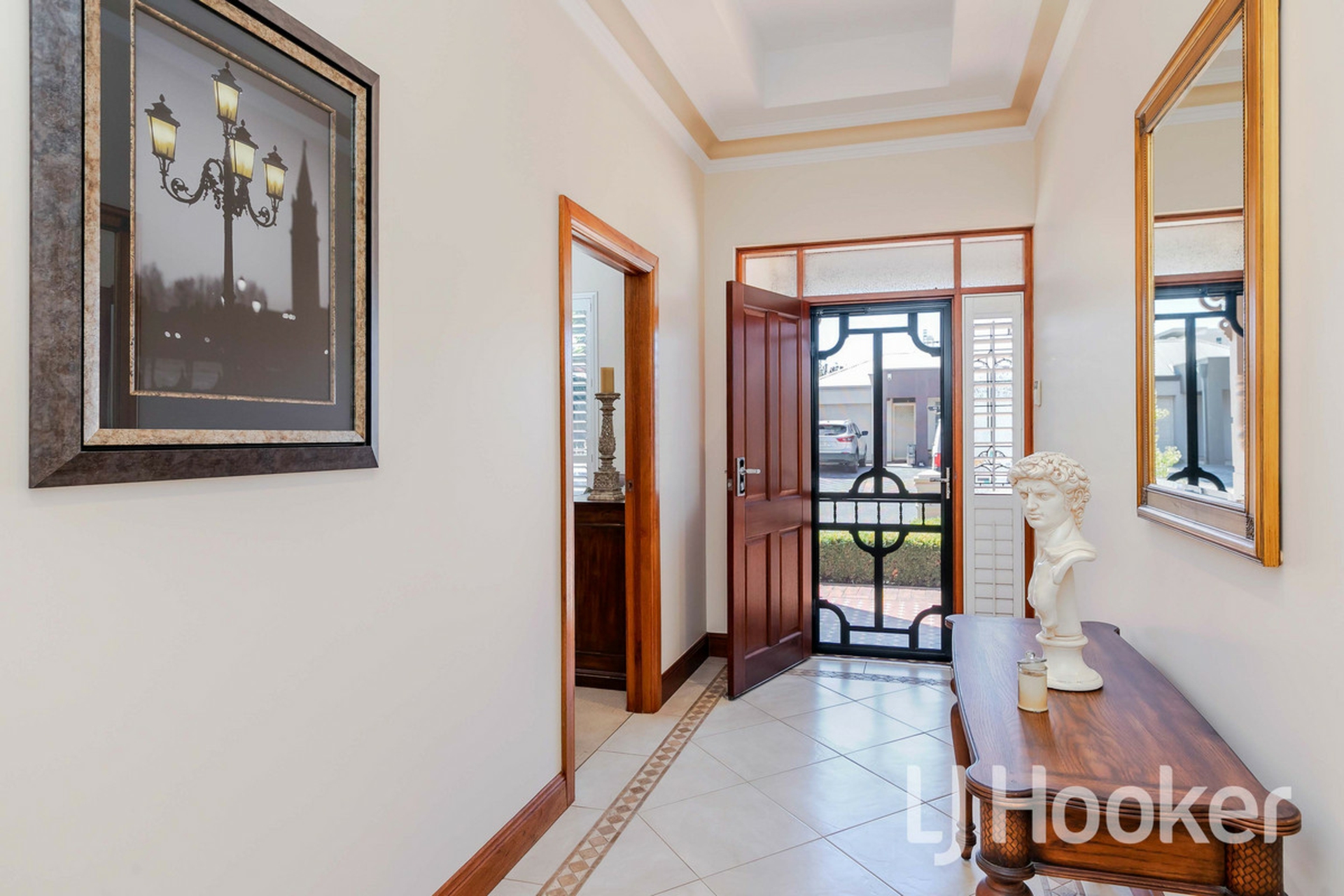 3 Grange Court, FINDON