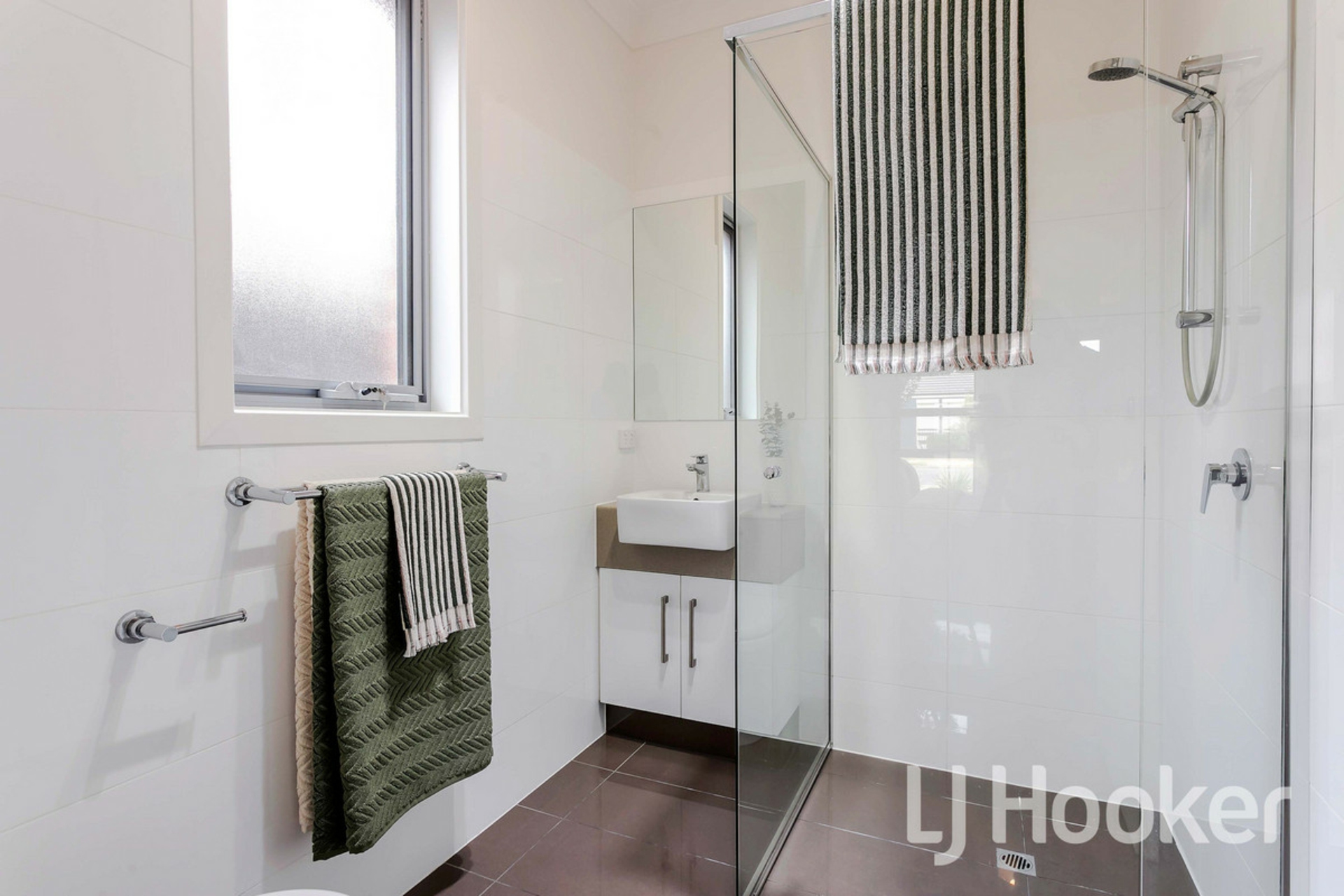 65 Balcombe Avenue, SEATON