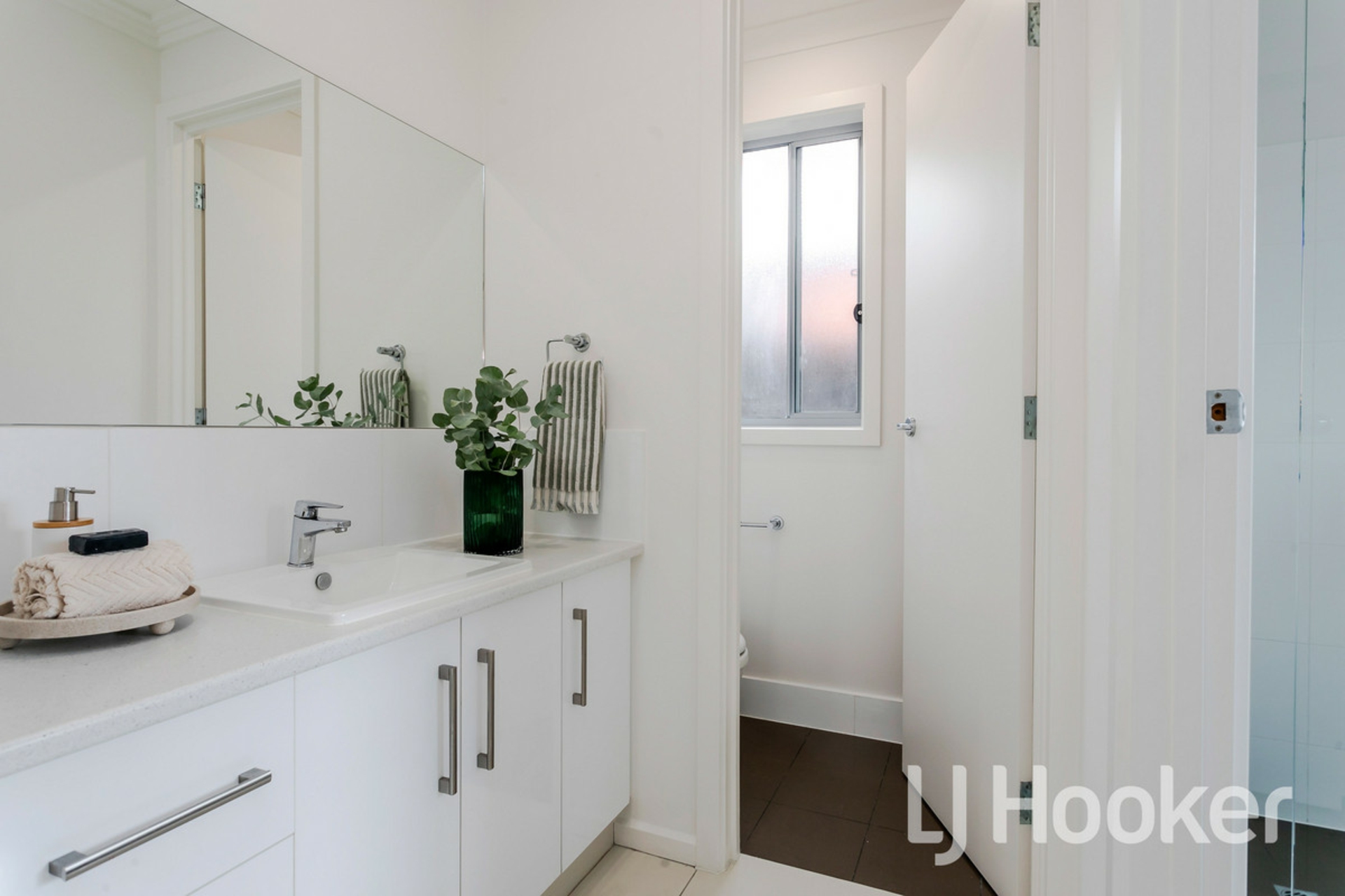65 Balcombe Avenue, SEATON