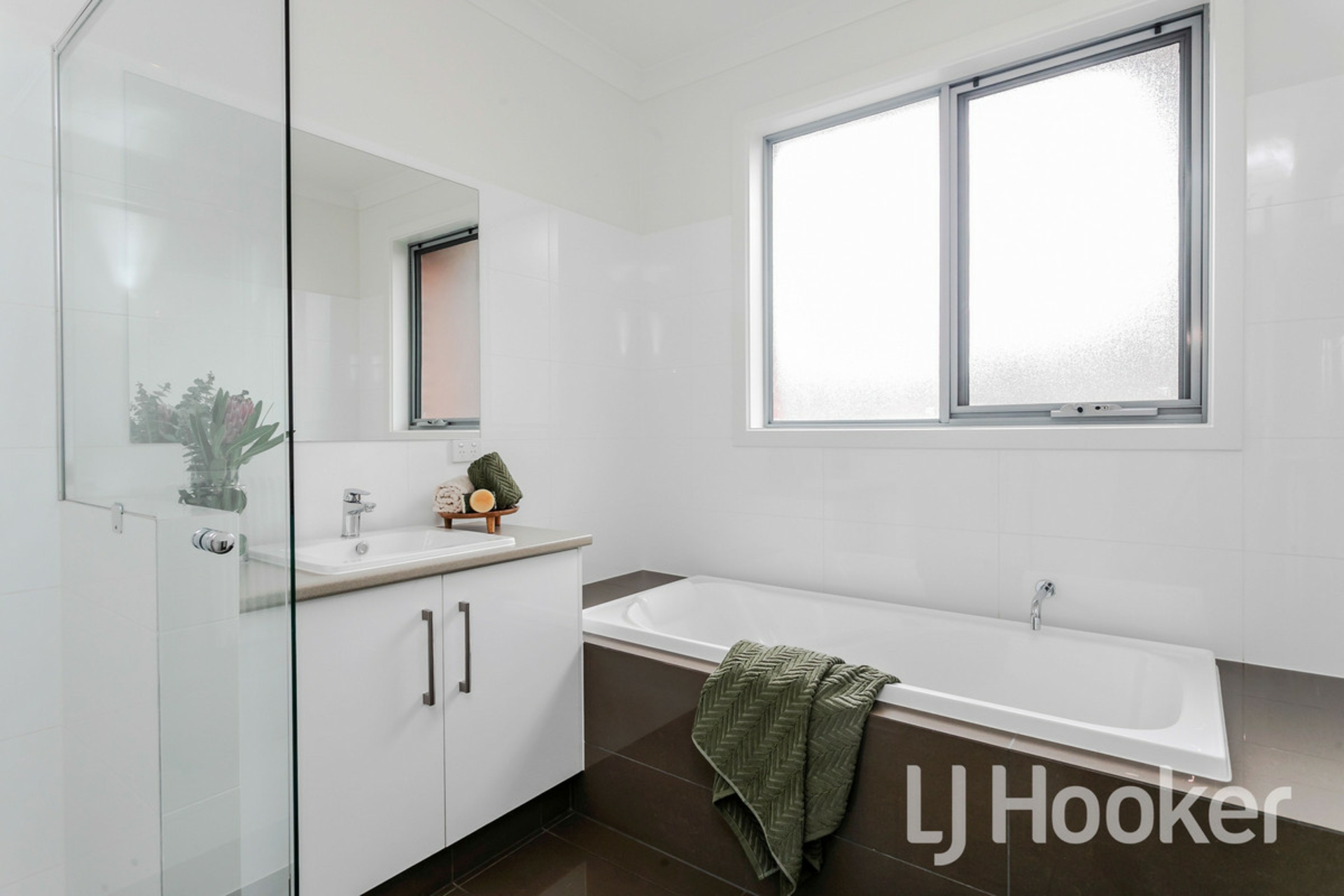 65 Balcombe Avenue, SEATON