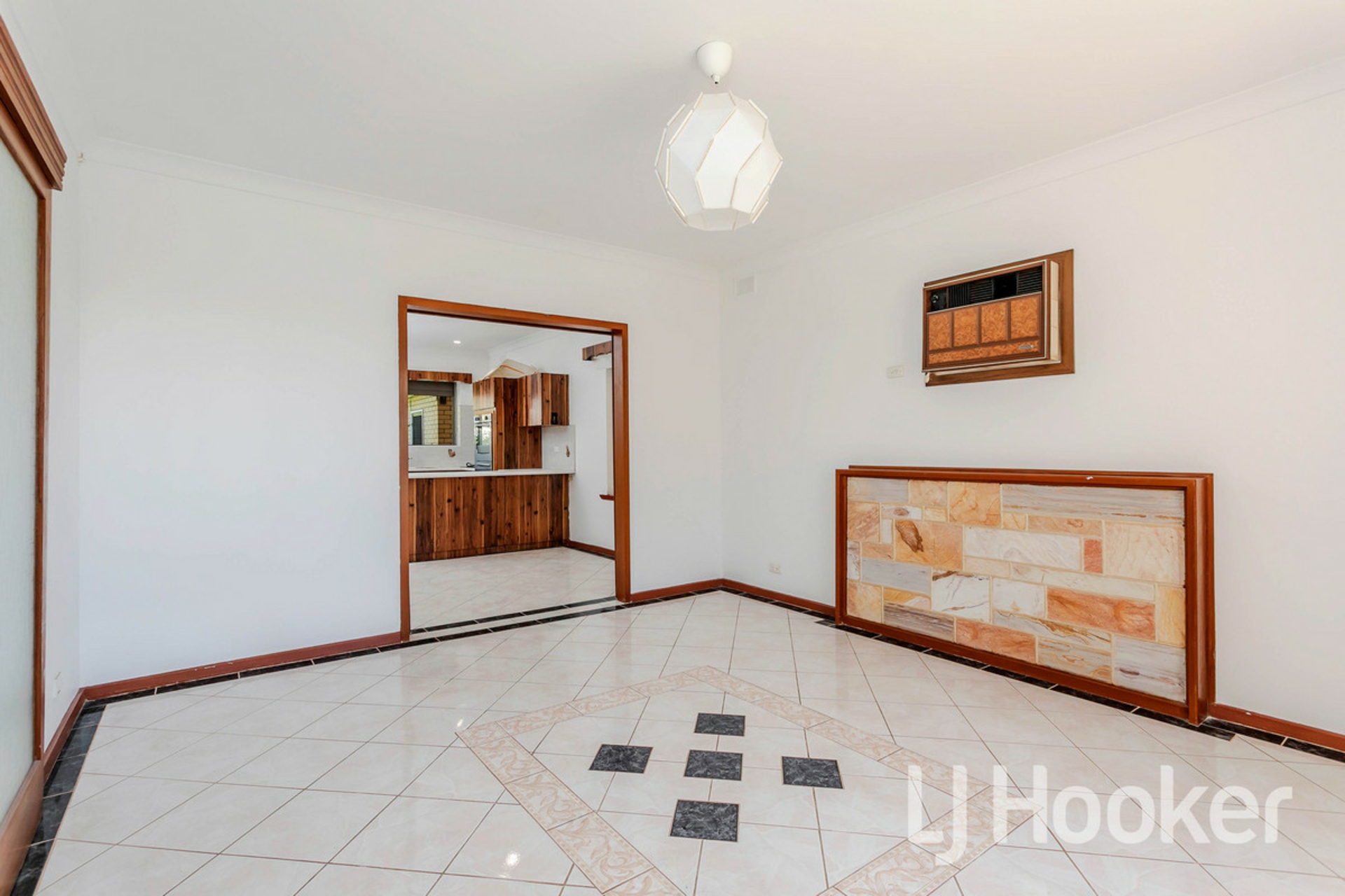 83 Alfred Road, WEST CROYDON