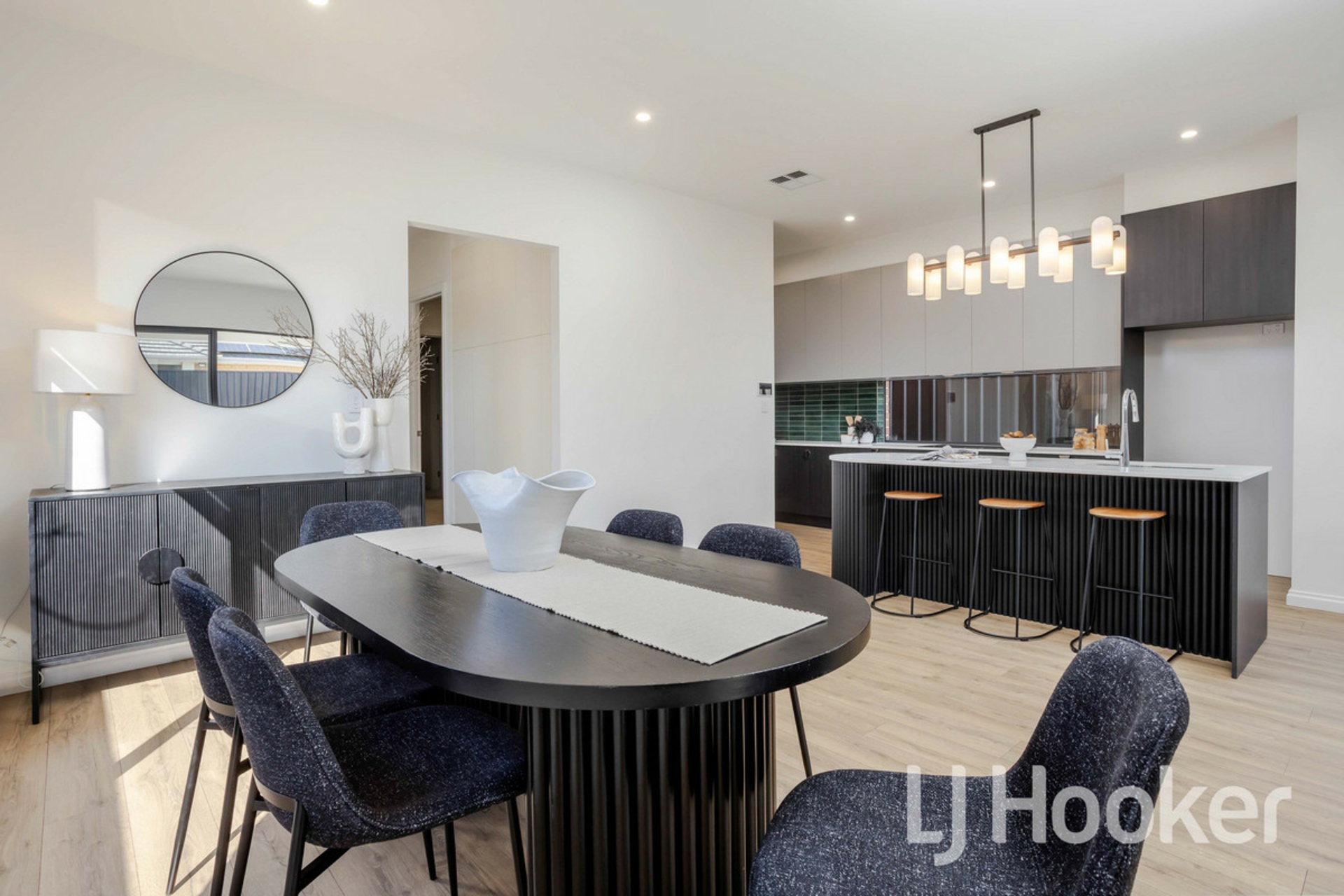 184 Frederick Road — photo 11 of 30