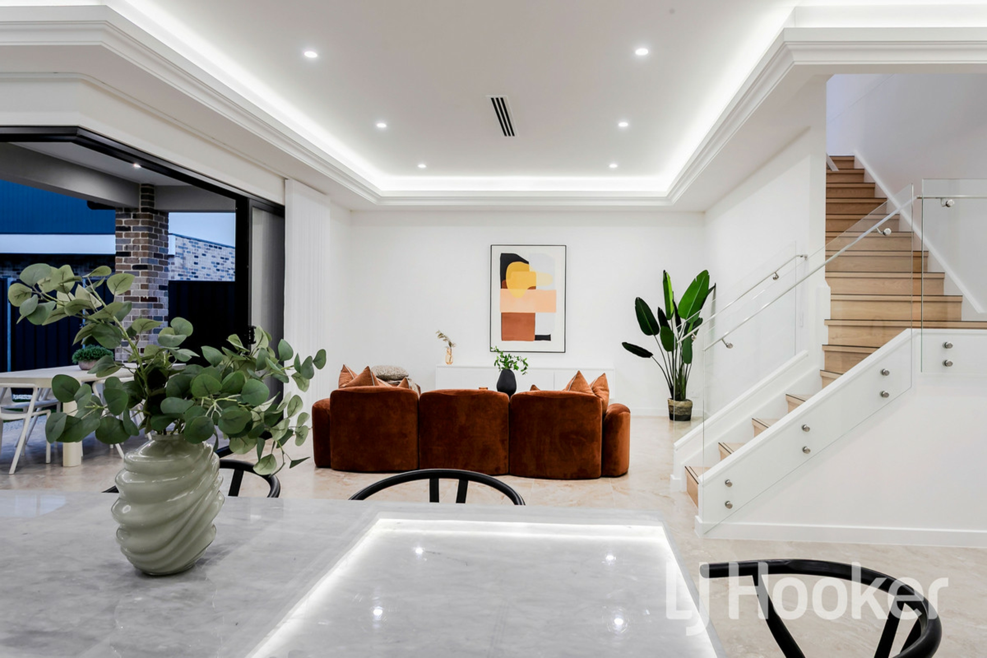 8 Gladstone Avenue — photo 3 of 15