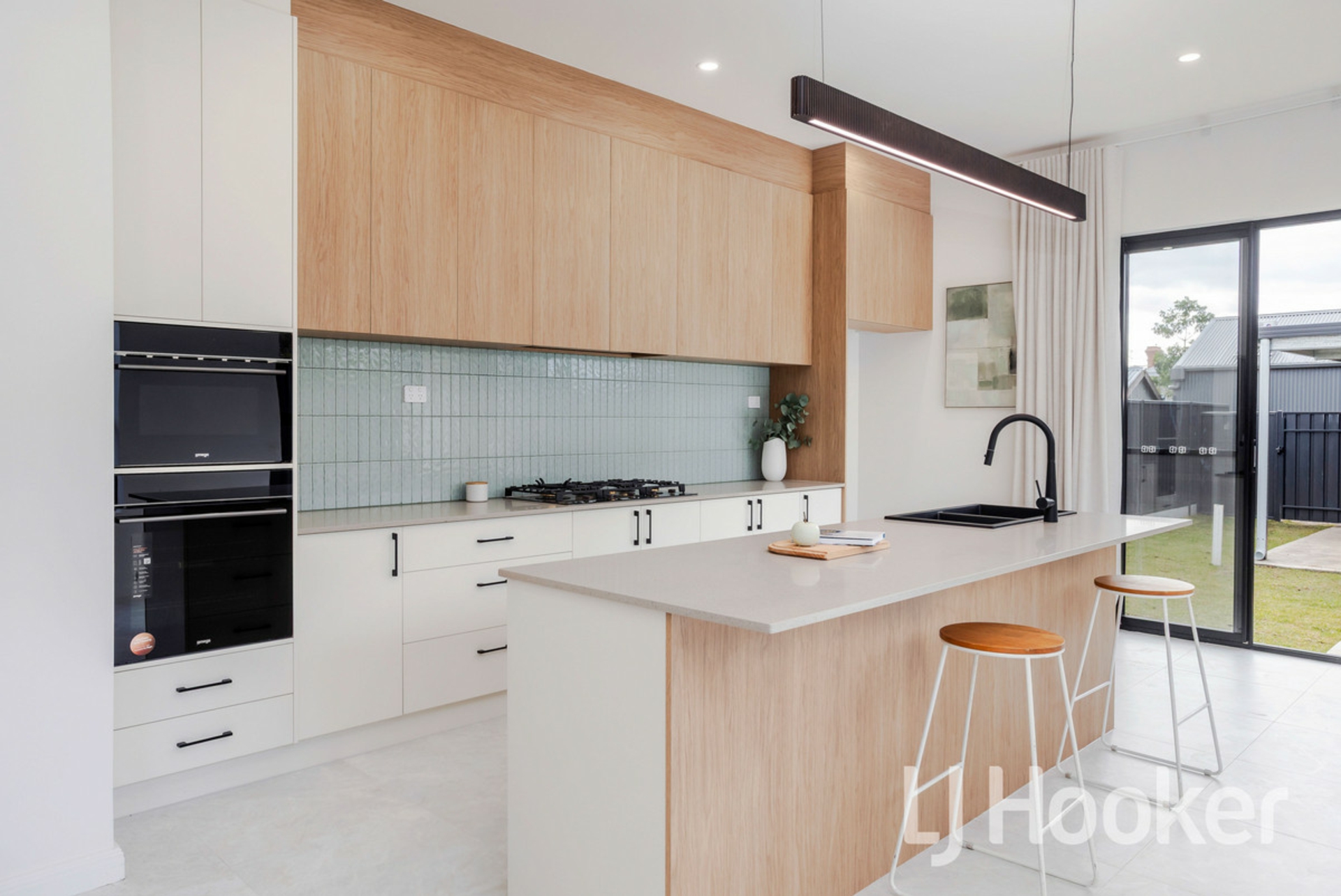 14 Ballara Street — photo 19 of 23