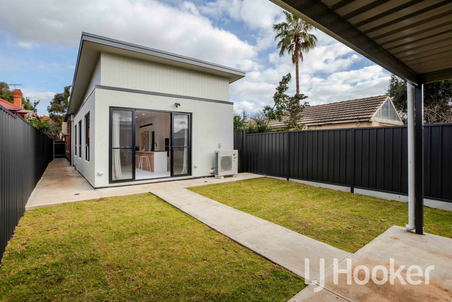 14 Ballara Street — photo 22 of 23