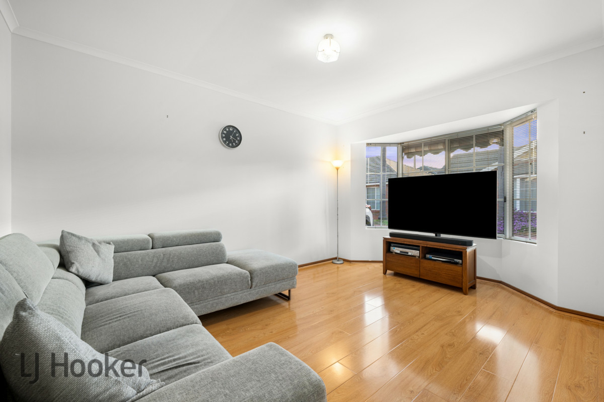 5/1 McEwin Avenue — photo 3 of 15