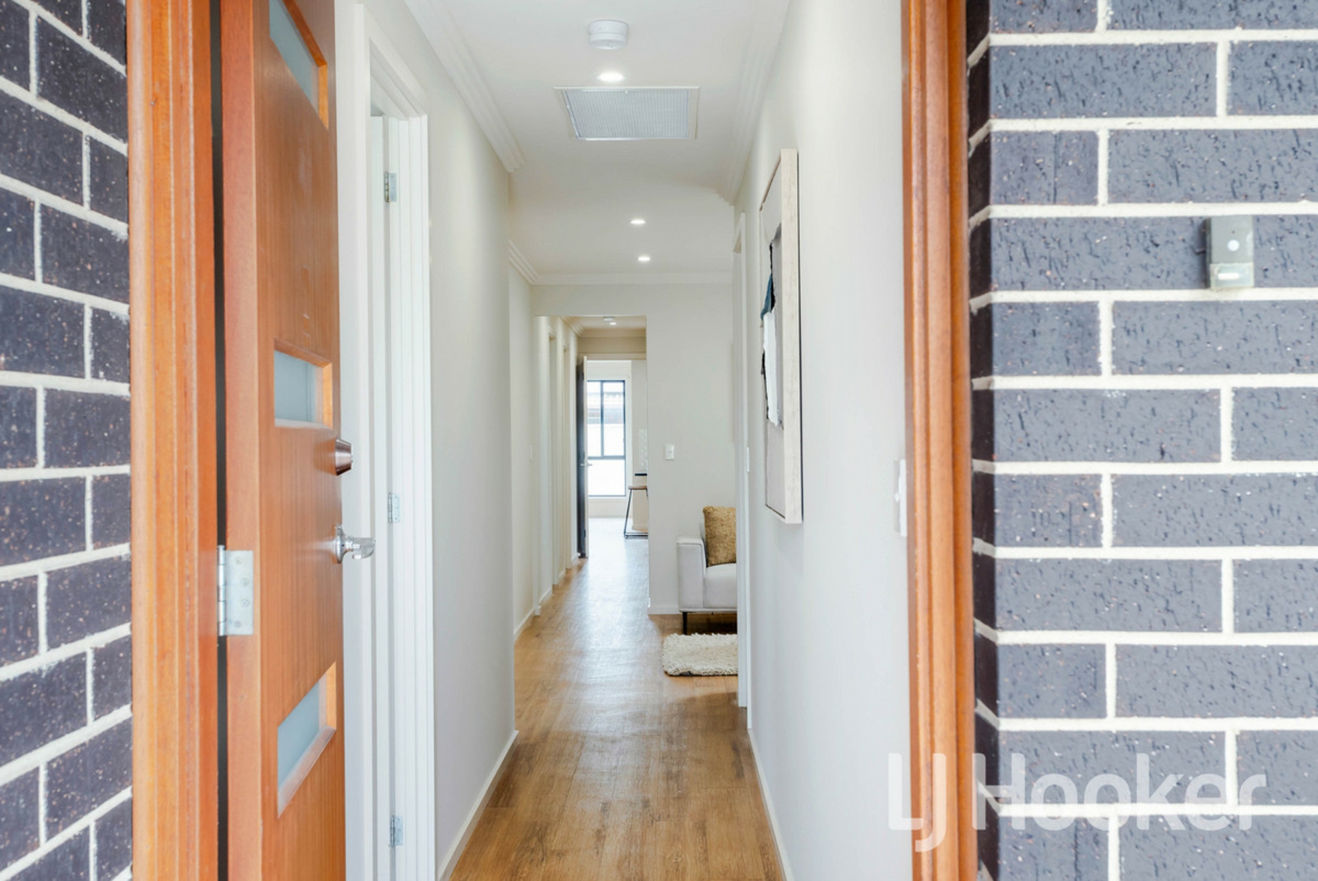 1B Rowney Avenue — photo 3 of 29