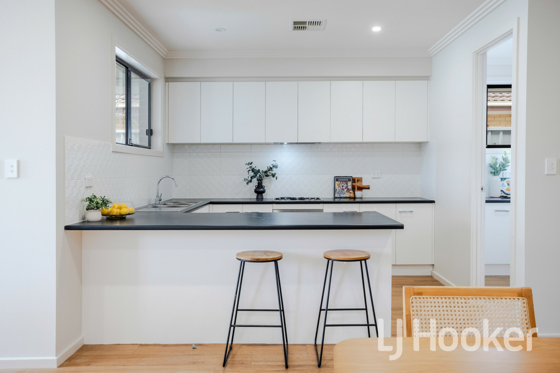 1B Rowney Avenue — photo 6 of 29