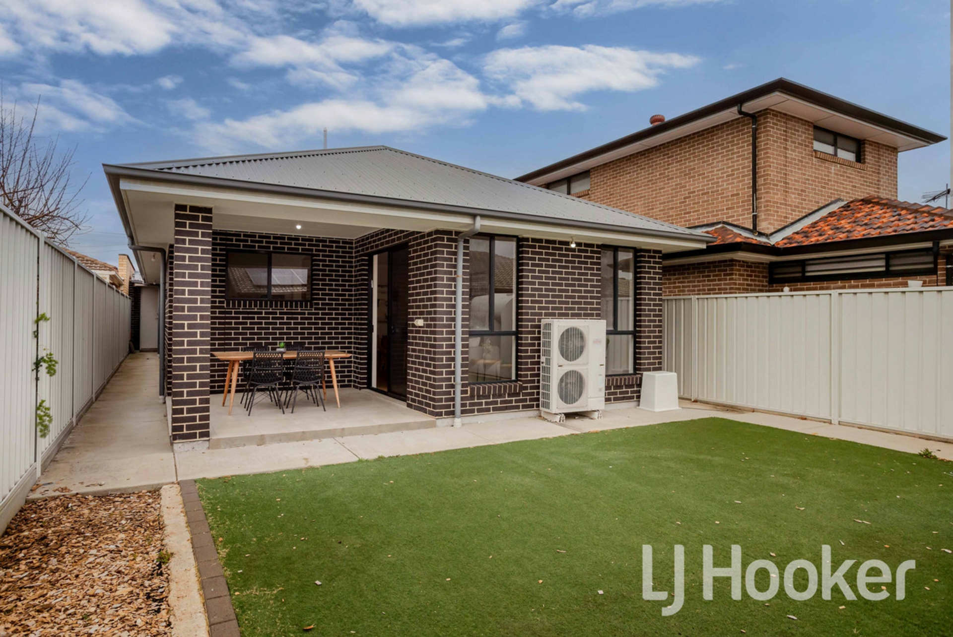 1B Rowney Avenue — photo 28 of 29