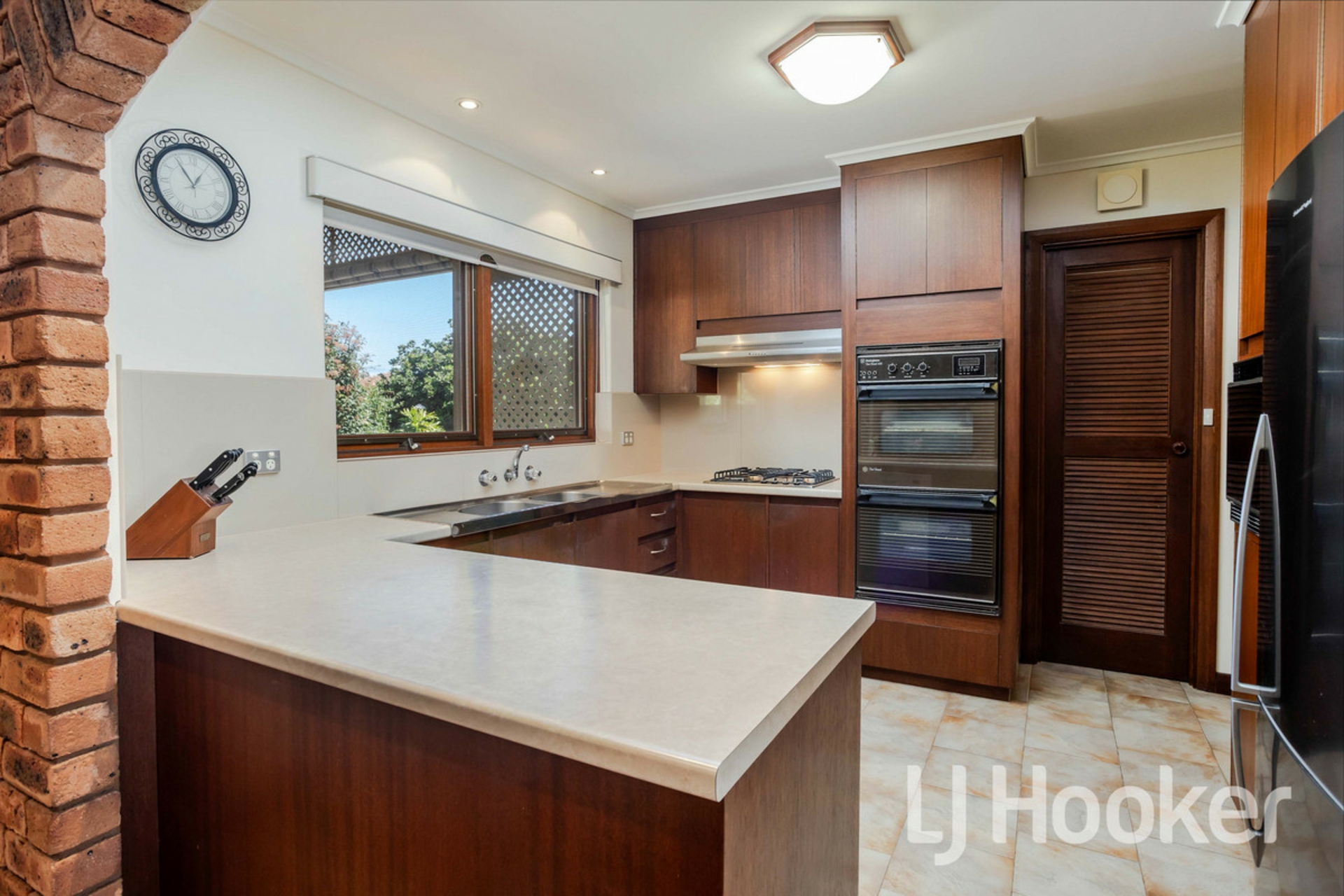 8 Fairmont Avenue — photo 9 of 30