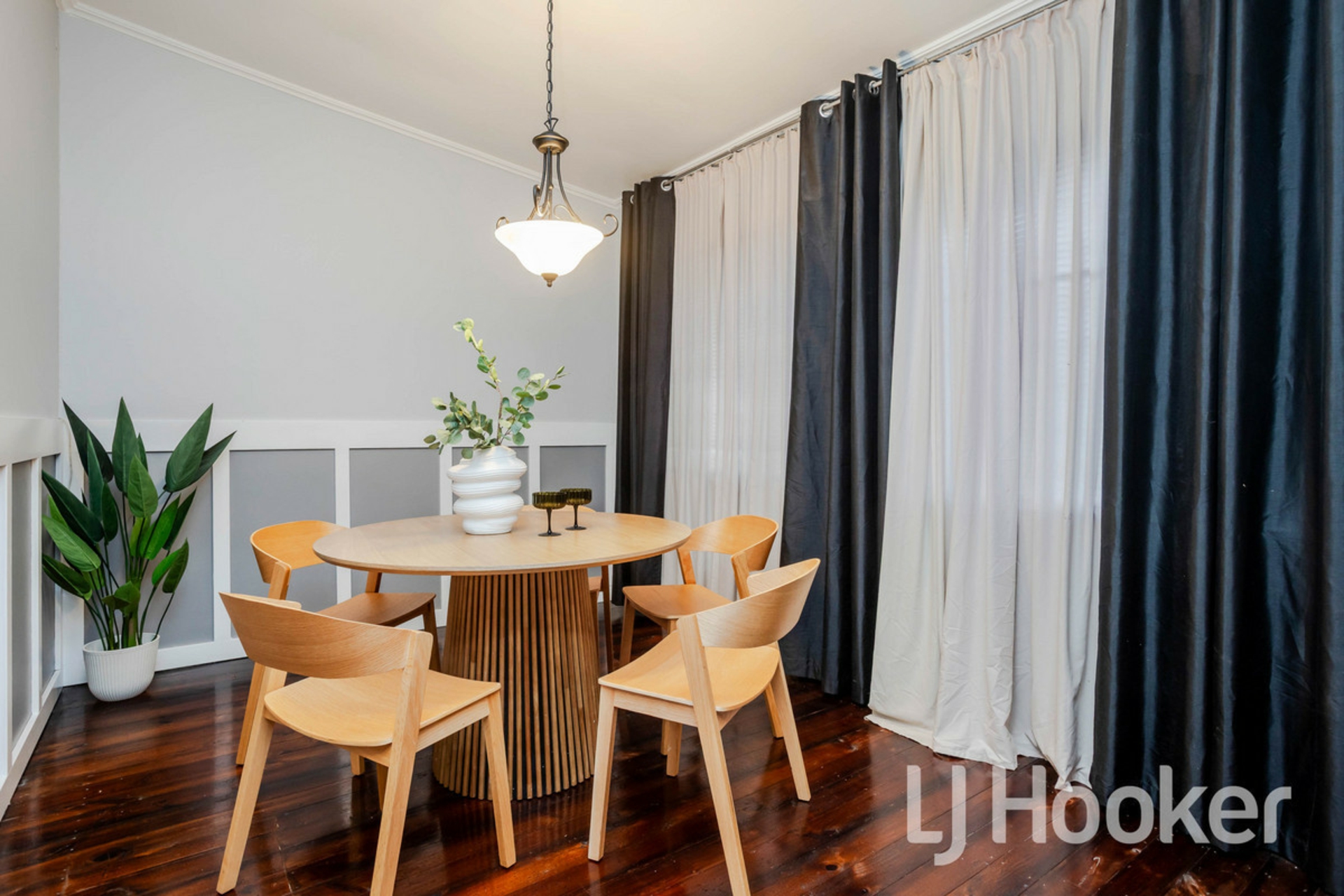 39 Railway Terrace — photo 10 of 16