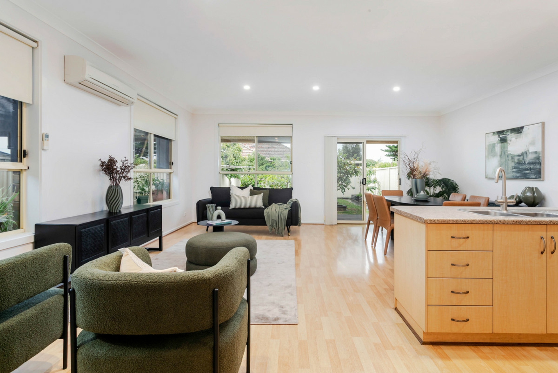 35 Boomerang Road — photo 2 of 18