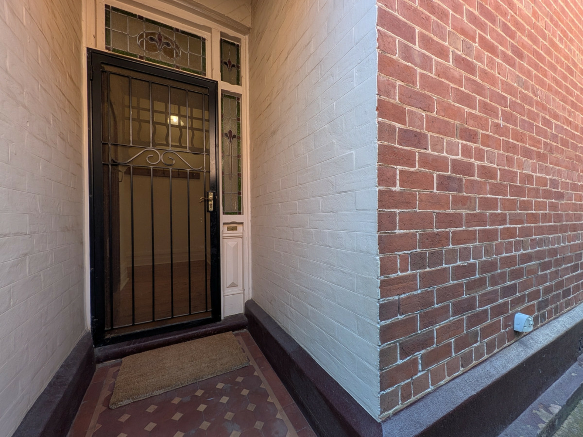 26A Victoria Street — photo 3 of 16