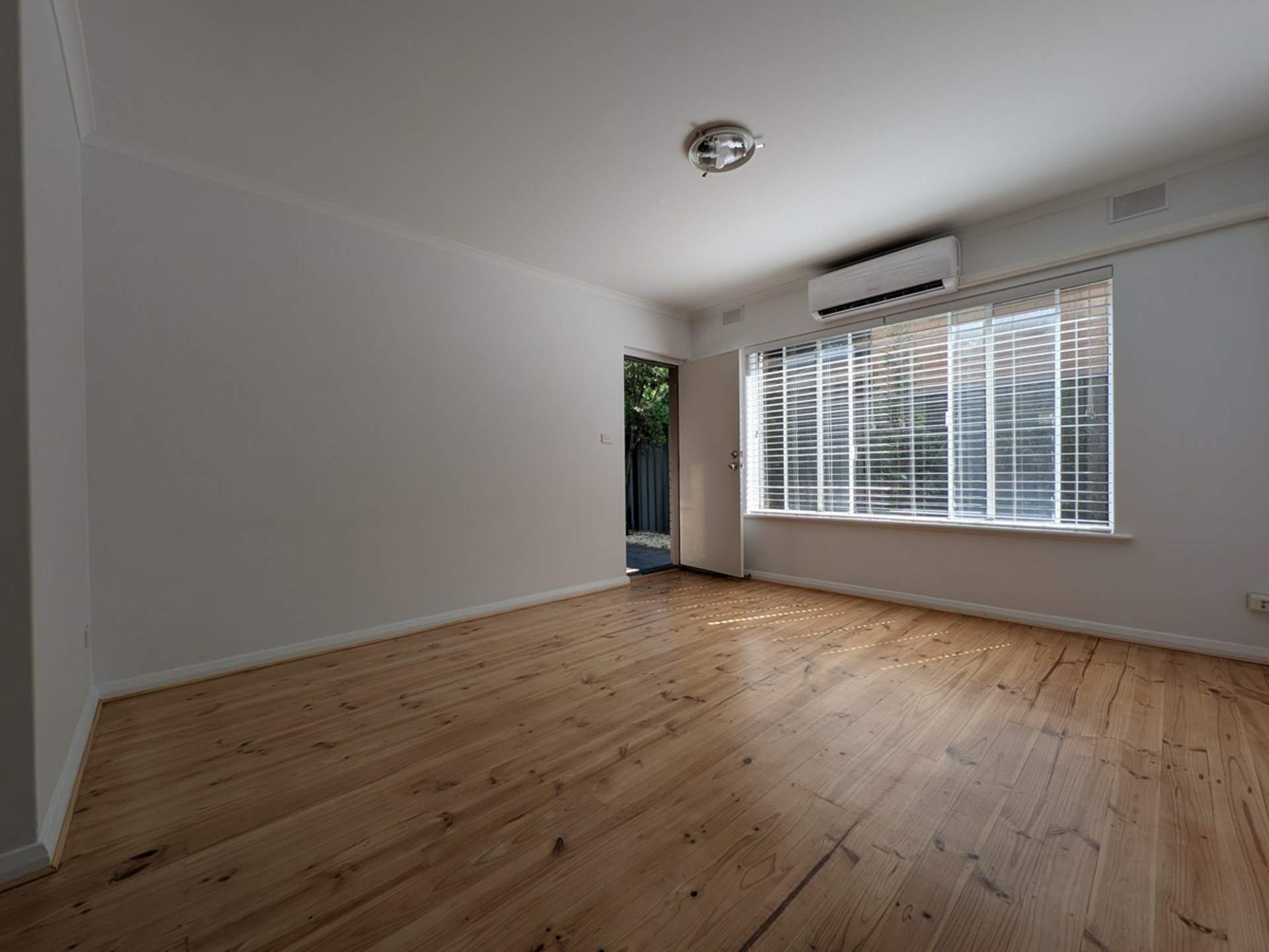 2/78 Bower Road — photo 5 of 11