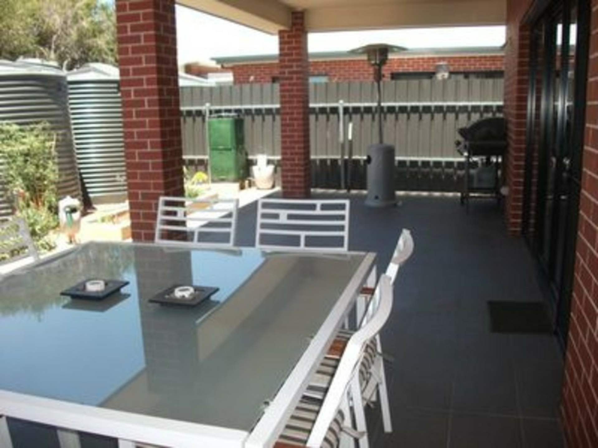 62A/Room 3 Addison Road — photo 8 of 10