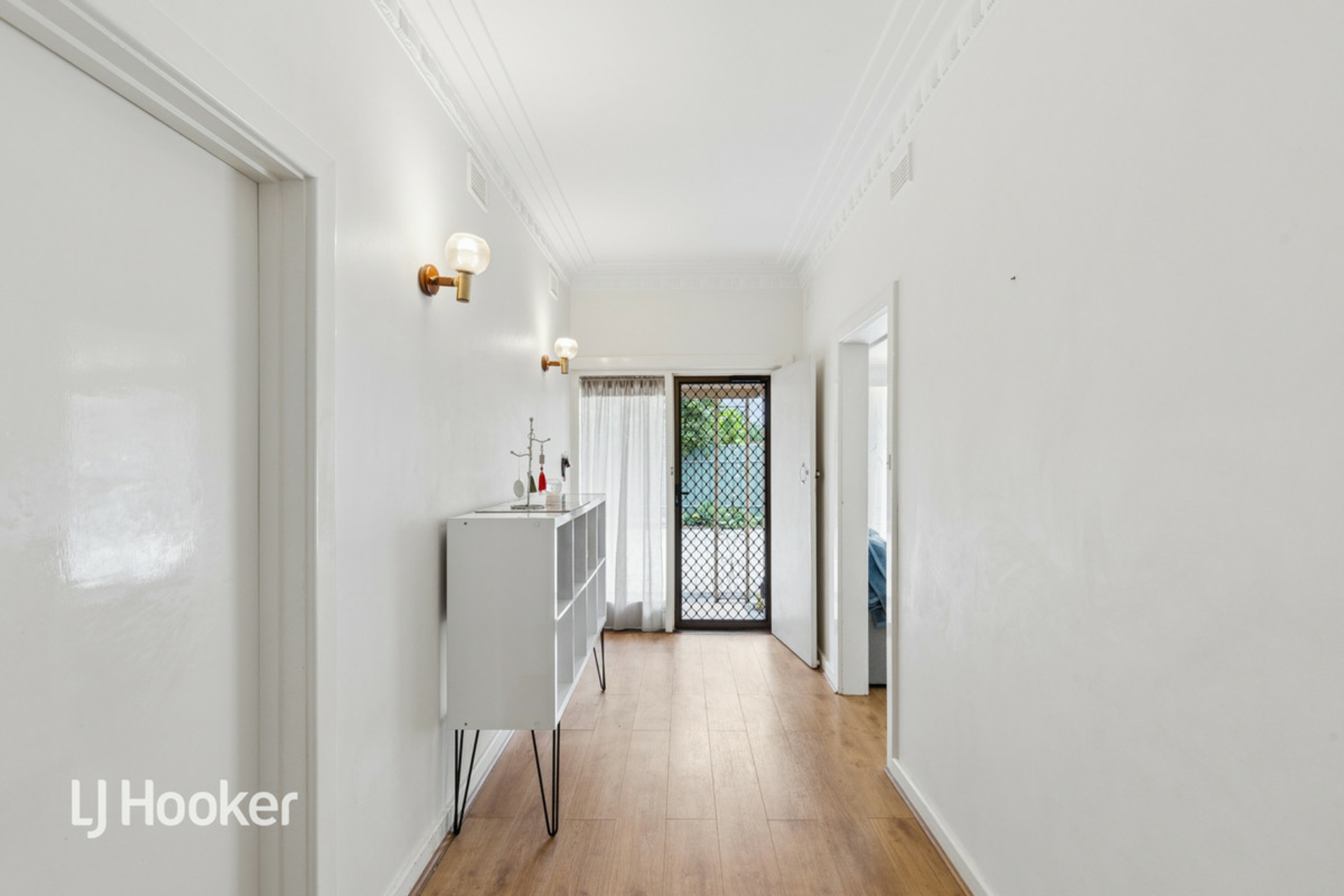 54 Rowells Road — photo 4 of 26