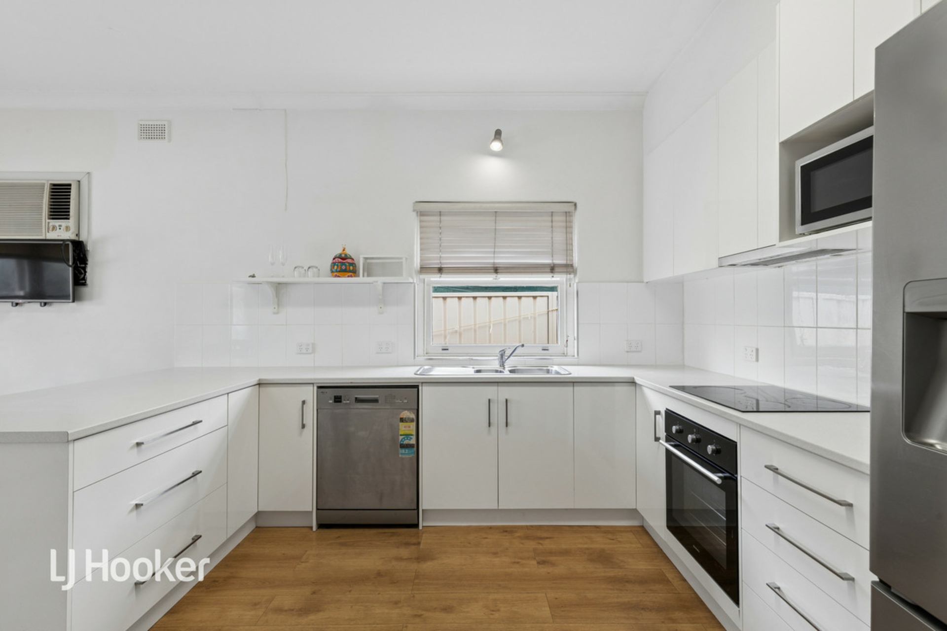 54 Rowells Road — photo 11 of 26